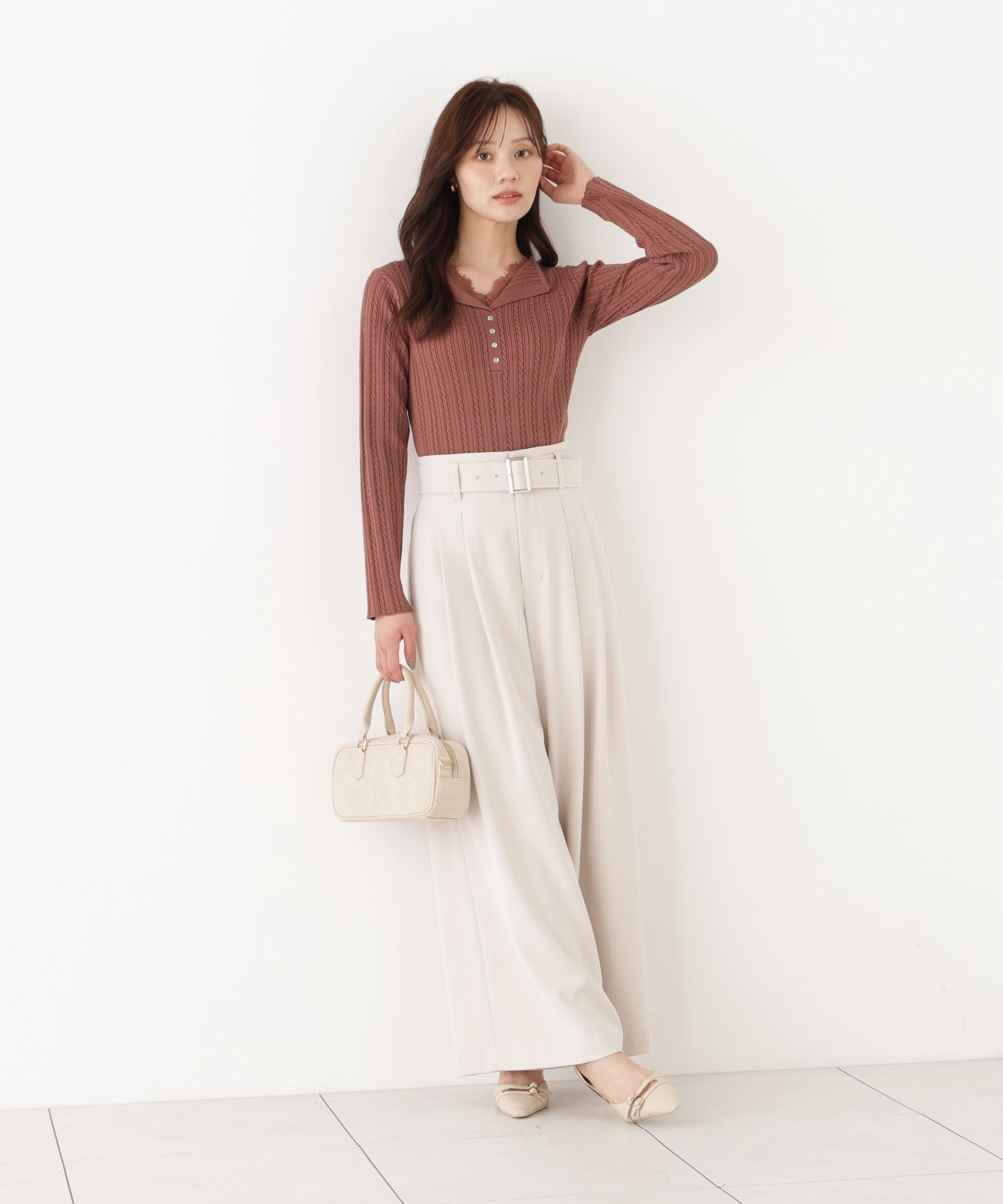  「＜a/mie＞レースレイヤード変形ヘンリーニット 26AW」|ニット・セーター|