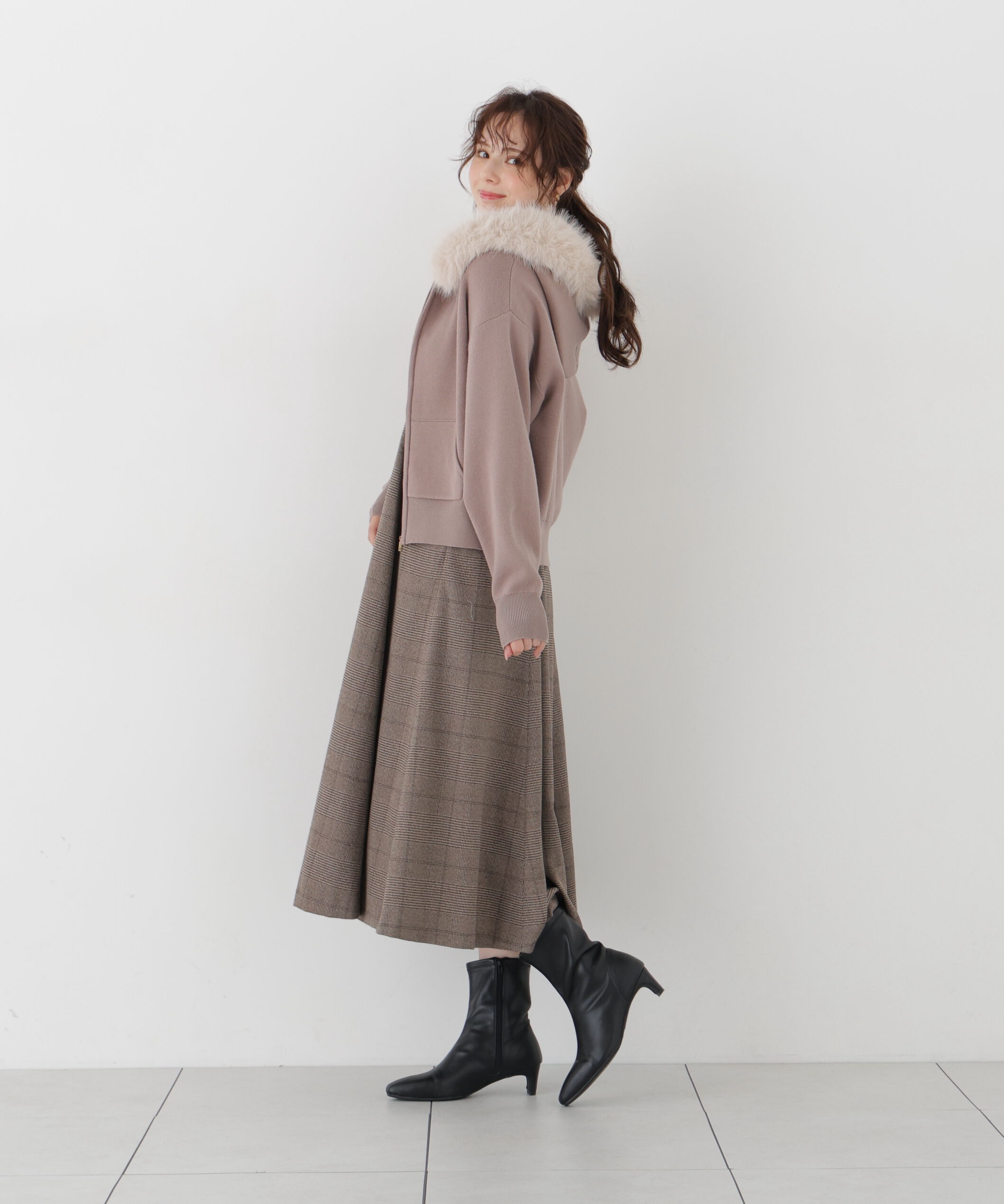 PROPORTION BODY DRESSING「フェイクファー付きニットパーカー 26AW」|ニット・セーター|