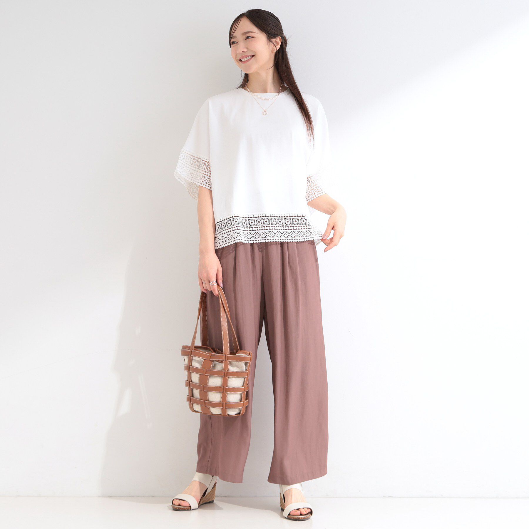 SHOO･LA･RUE「【洗濯機可/体型カバー/S-LL】レース使いがポイント デザインTシャツ」|Tシャツ・カットソー|