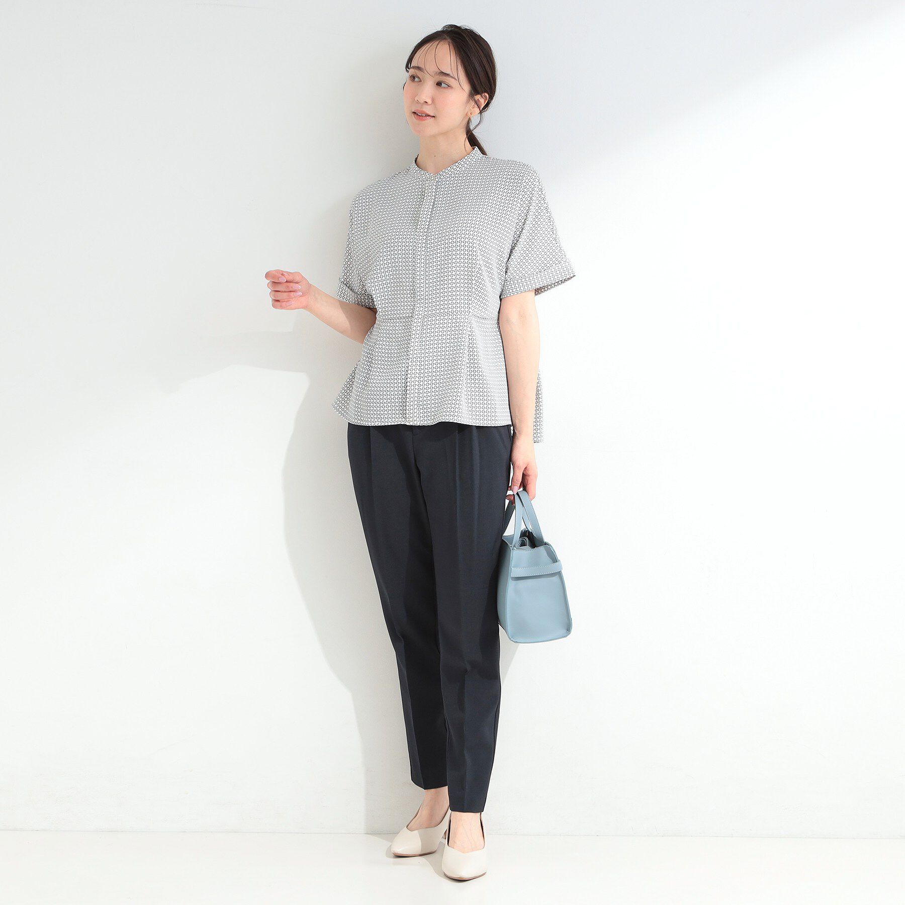 SHOO･LA･RUE「【UV/通勤】洗濯後しわになりにくい インしない ウエストタックペプラムブラウス」|シャツ・ブラウス|
