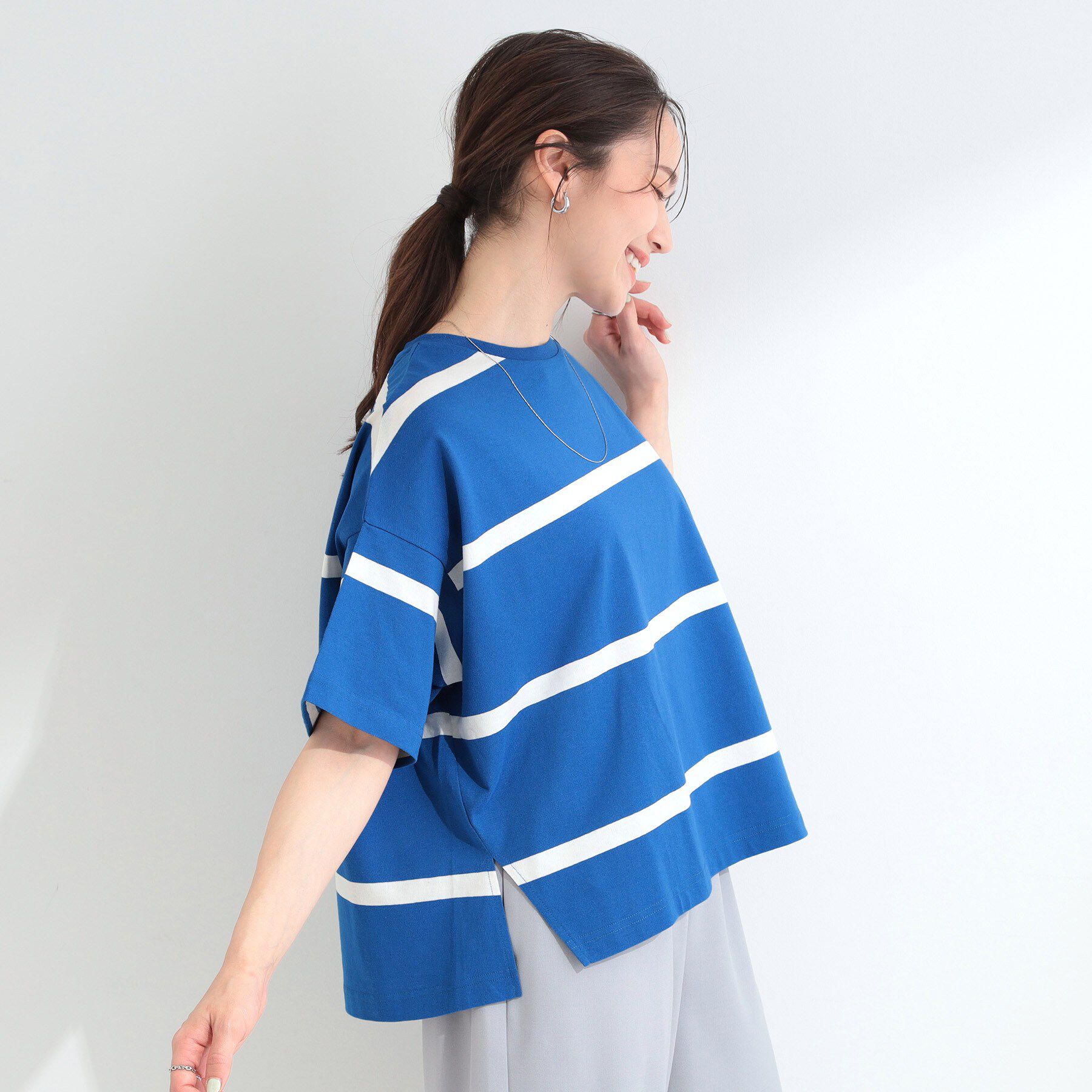 SHOO･LA･RUE「【S-LL】涼しげで爽やか 太ボーダー斜め切り替えTシャツ」|Tシャツ・カットソー|