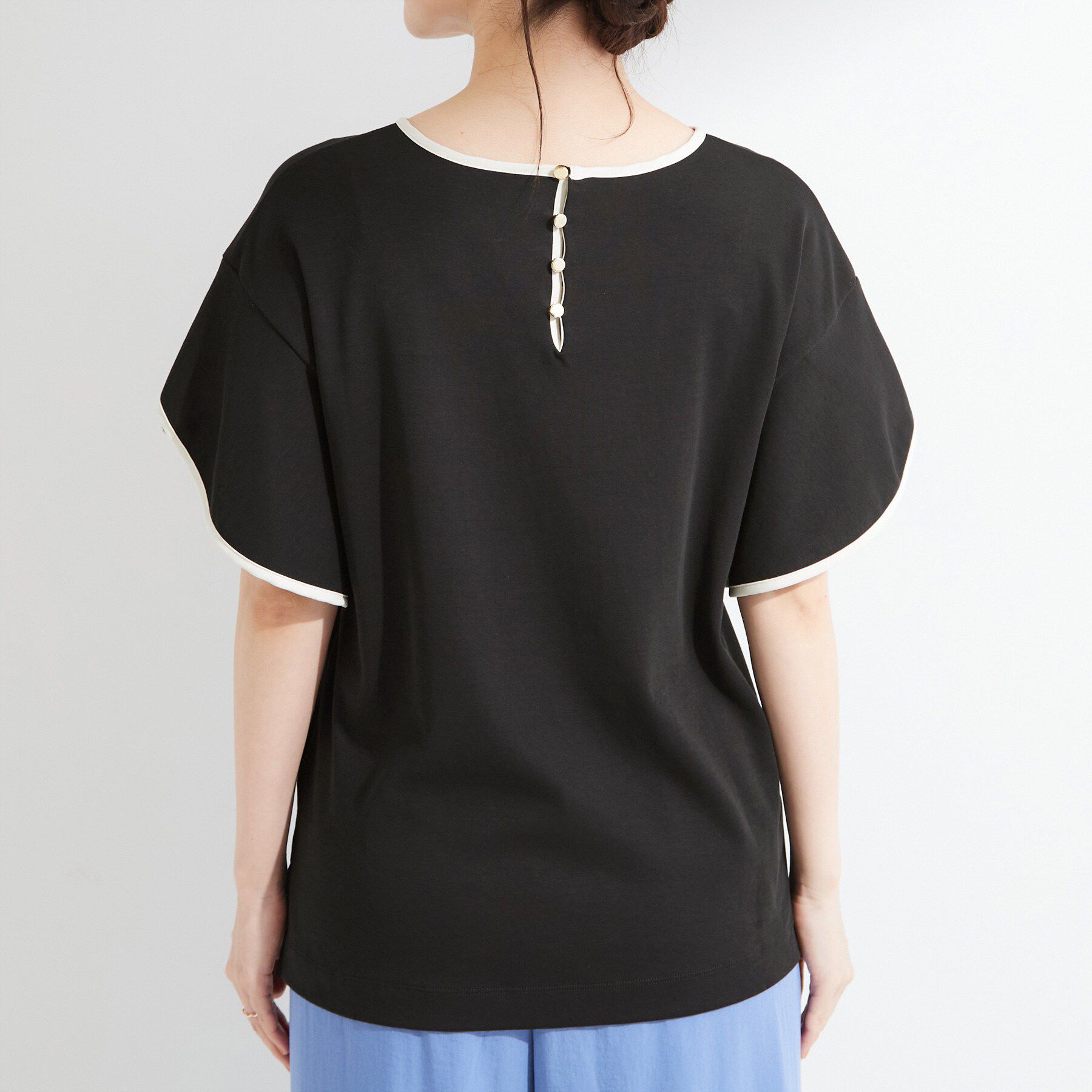 SHOO･LA･RUE「【洗濯機可/S-LL】配色パイピング フレアスリーブトップス」|Tシャツ・カットソー|