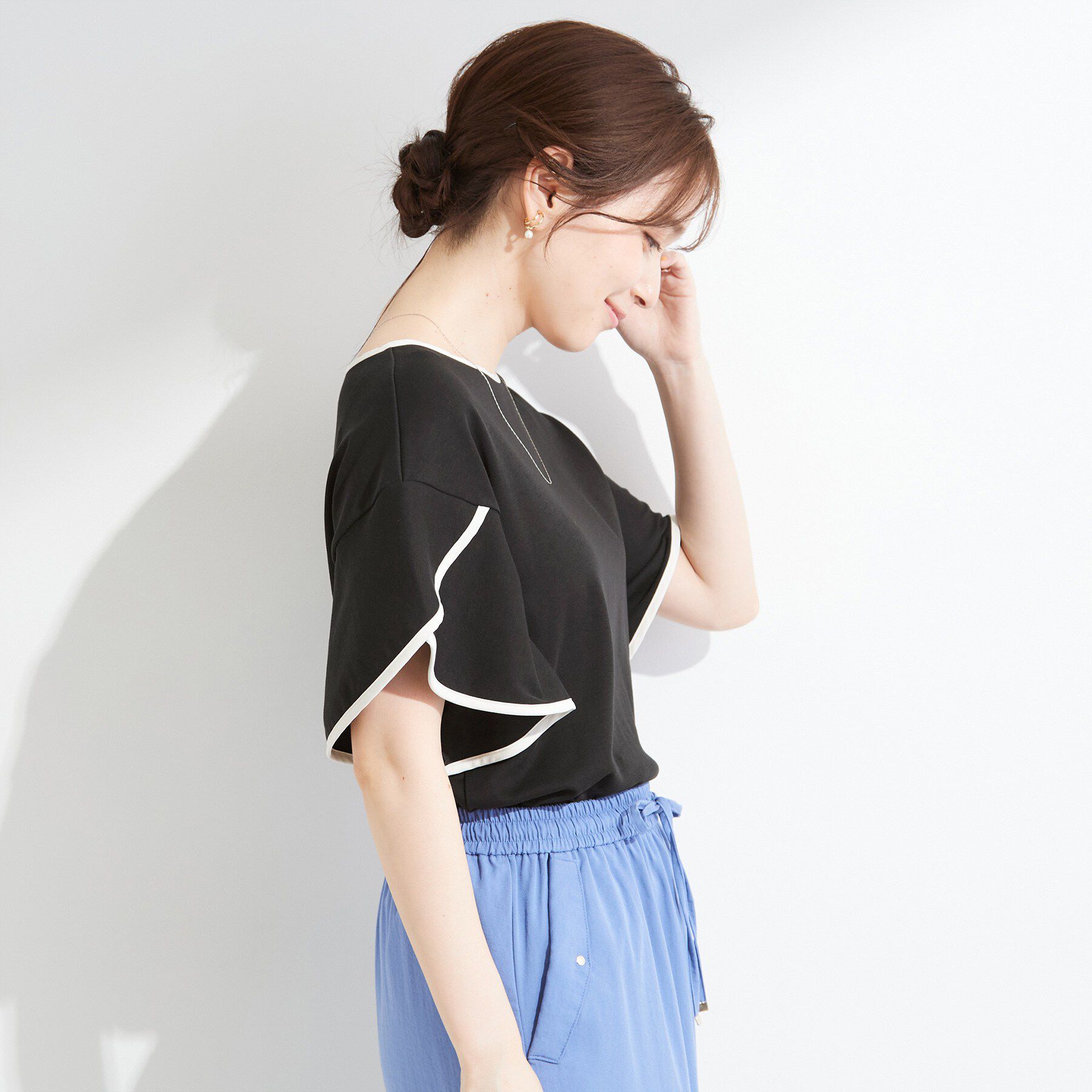 SHOO･LA･RUE「【洗濯機可/S-LL】配色パイピング フレアスリーブトップス」|Tシャツ・カットソー|