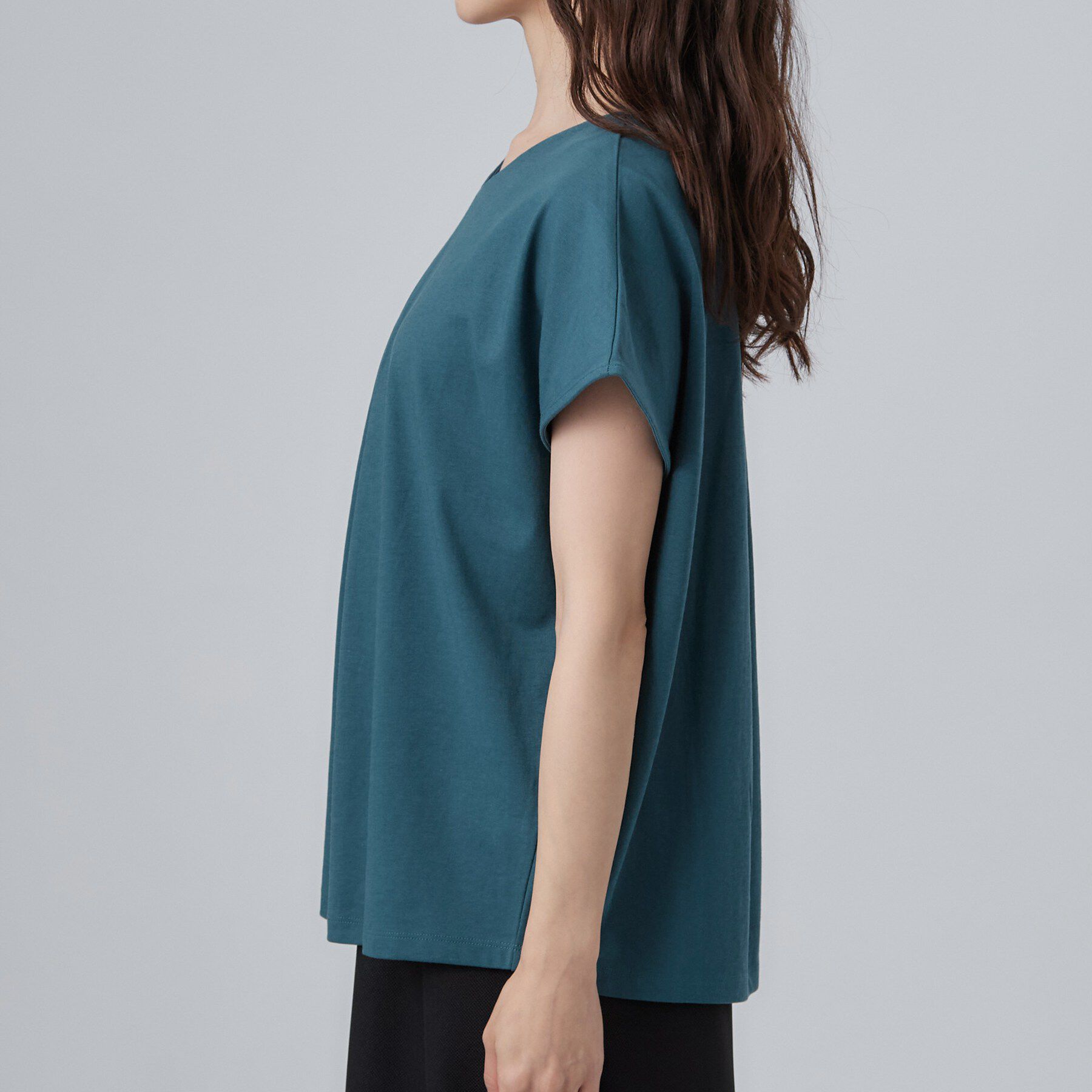 SHOO･LA･RUE「【前後2WAY/S-LL/洗濯機可】楽に着られて好印象 やわらかトップス」|Tシャツ・カットソー|