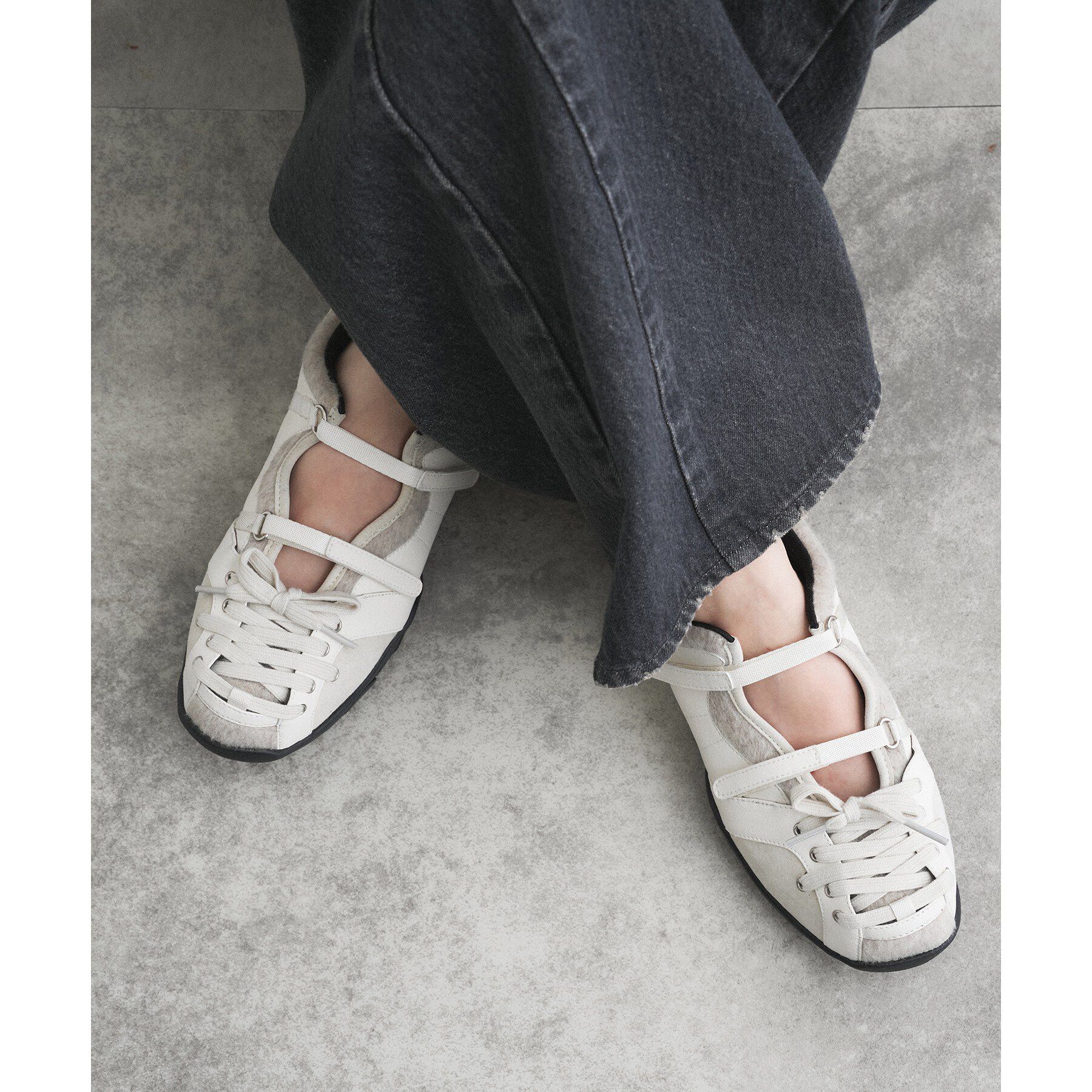 CODE A「ALM．｜COSMO LACEUP SNEAKERS」|スニーカー|アイボリー(004)