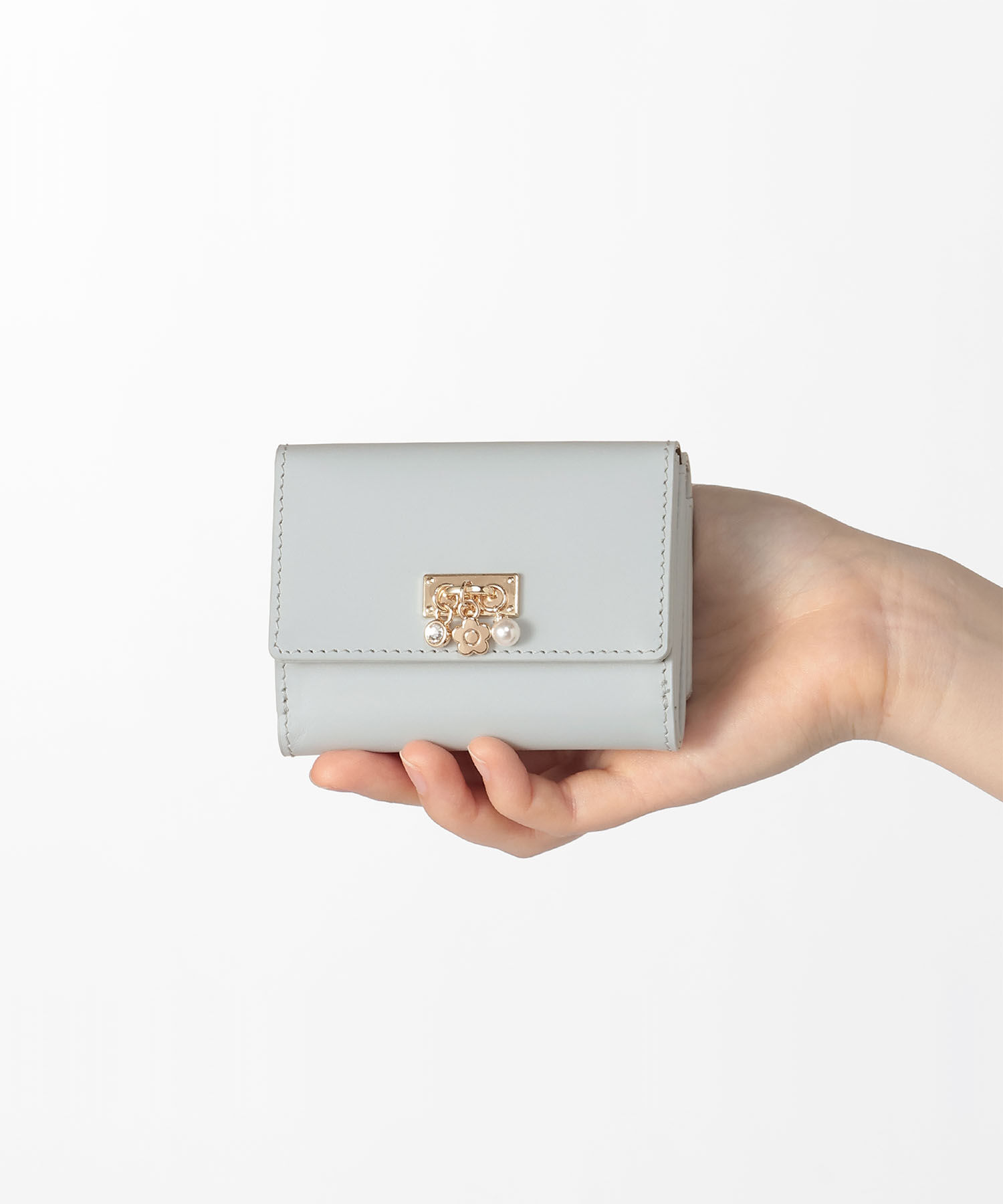 MARY QUANT「スウェイチャーム ミニウォレット」|財布|ブルー