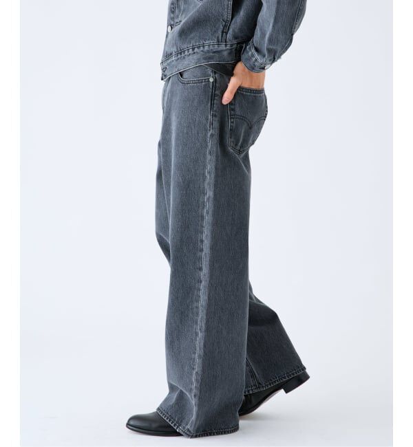 EDIFICE「Levi&rsquo;s(リーバイス) 別注 Baggy Wide Leg デニムパンツ ASH BLACK（L30）」|デニム|