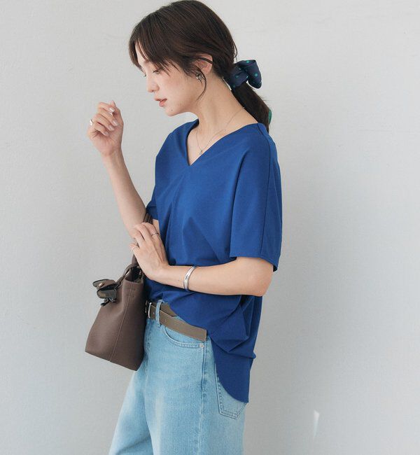  「【紫外線防止/セットアップ可】Vネックコクーンカットソー」|Tシャツ・カットソー|