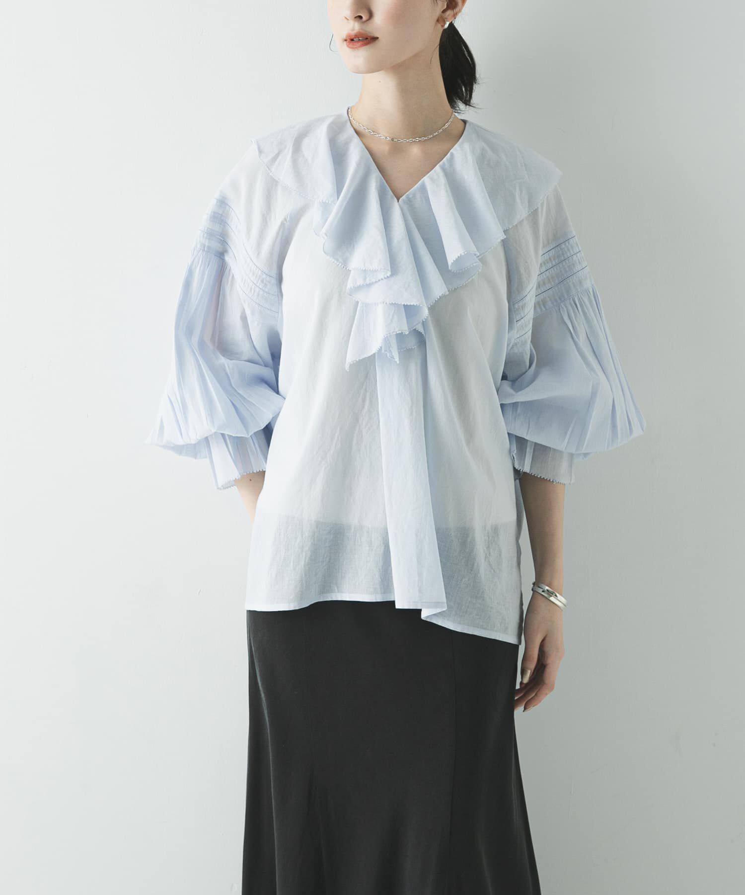 URBAN RESEARCH「『一部WEB限定カラー』コットンボイルラッフルブラウス」|シャツ・ブラウス|