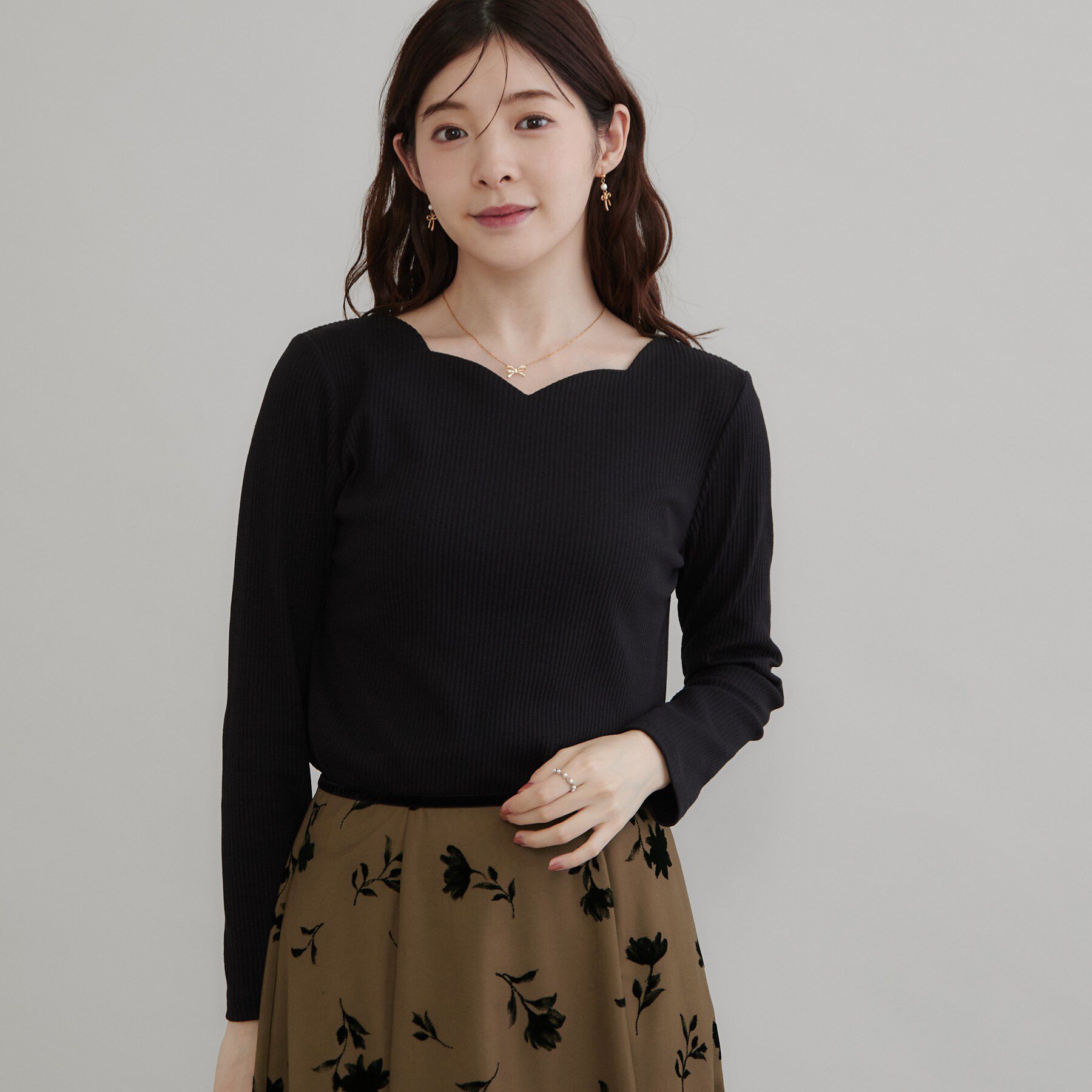 Couture broach「【デコルテ美しく】ハートネック テレコトップス」|Tシャツ・カットソー|