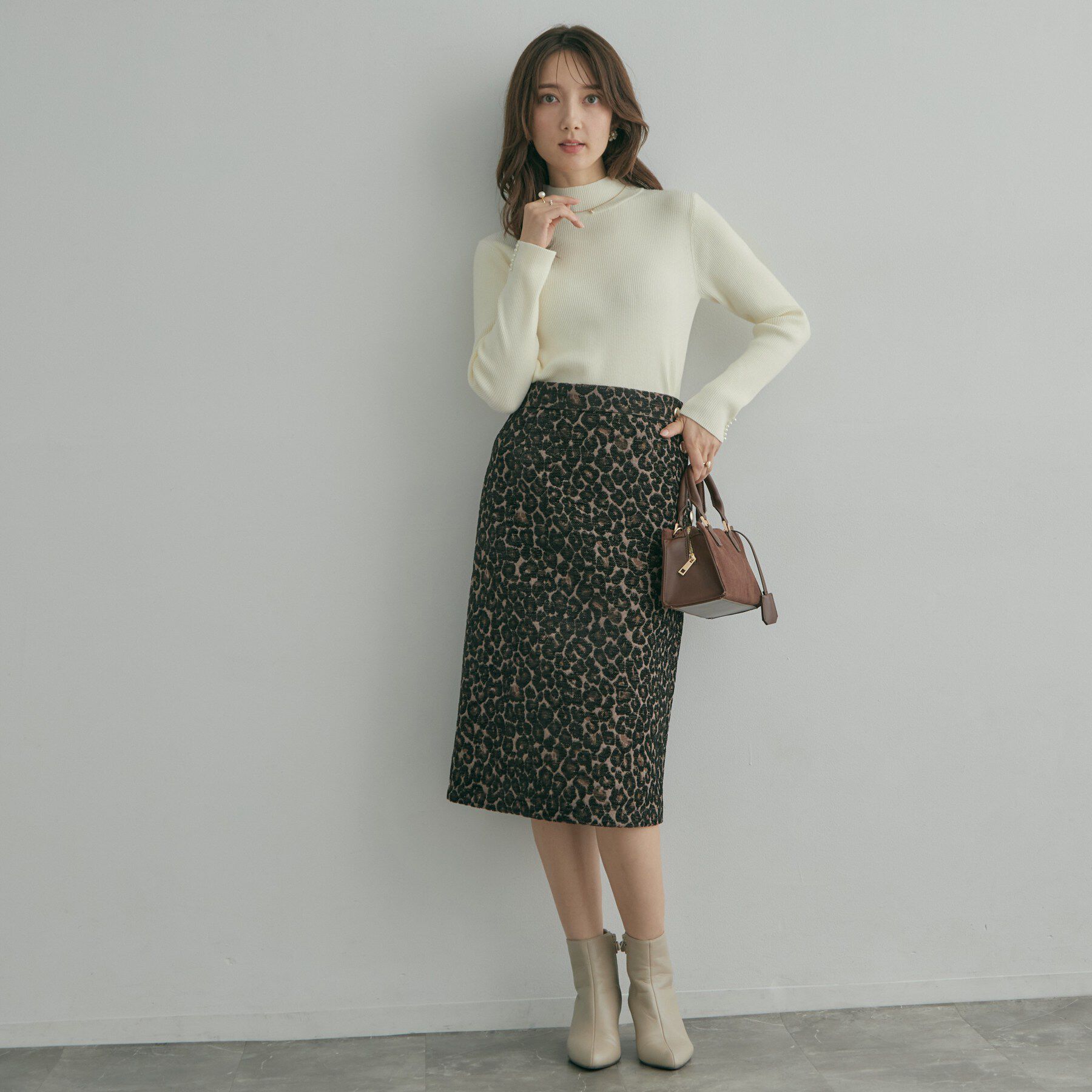 Couture broach「【大人フェミニンのBASIC】パール調リブニット【吸湿発熱・静電気防止・抗菌防臭・洗濯機可】」|ニット・セーター|