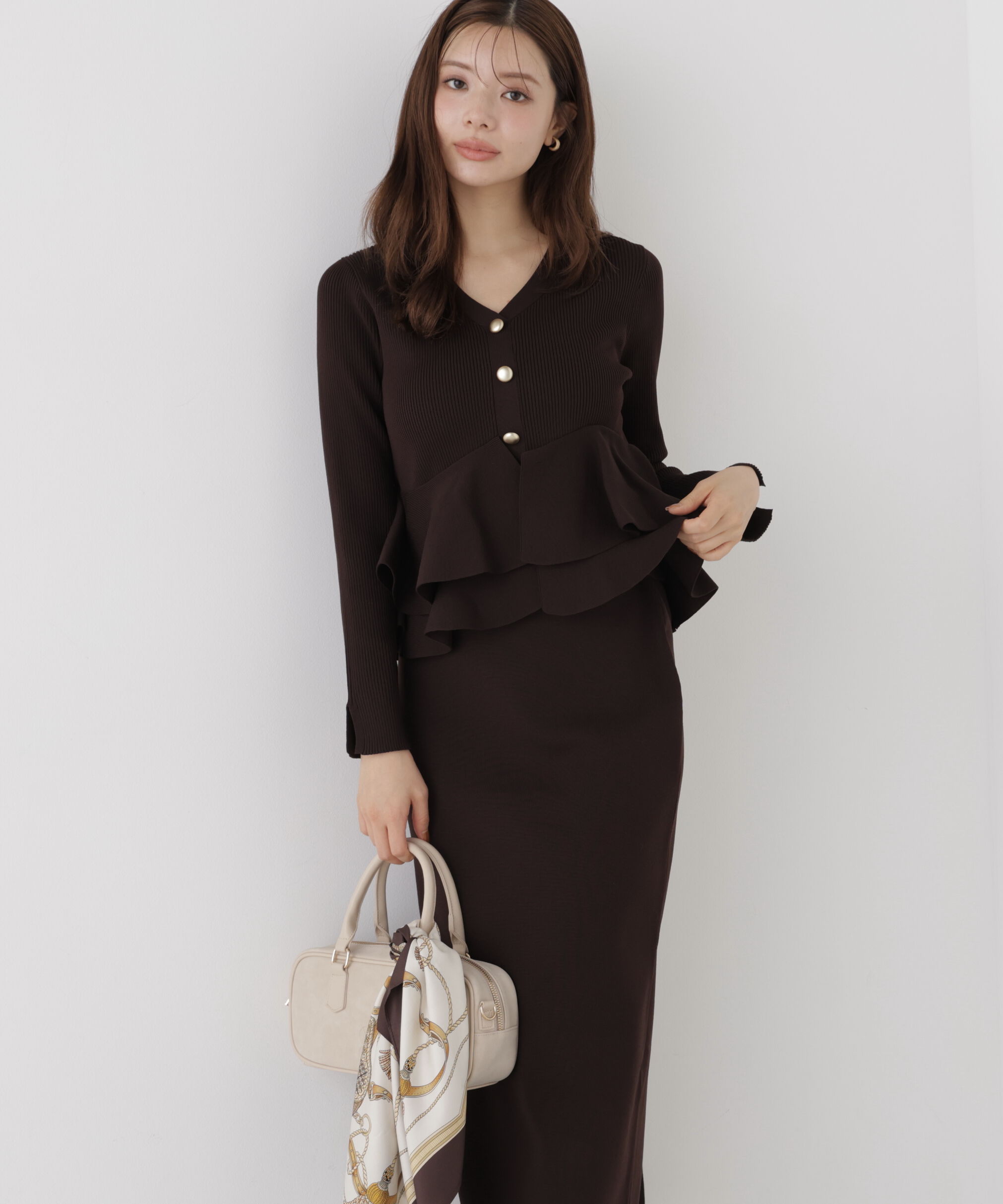 PROPORTION BODY DRESSING「変形ペプラムニットセットアップ 26AW」|ワンピース|ブラウン