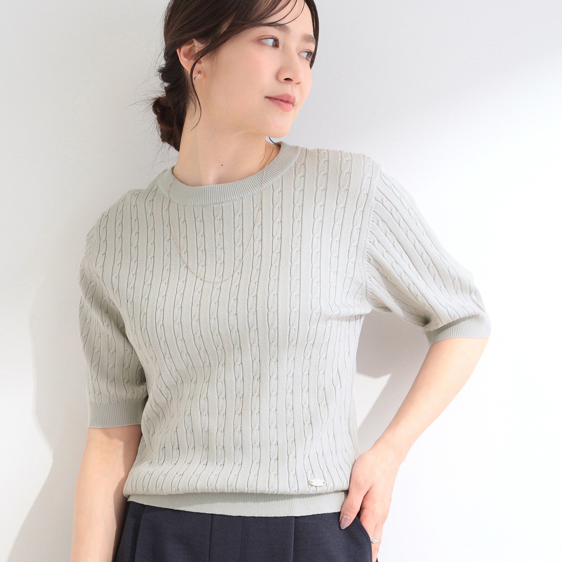 SHOO･LA･RUE「【洗濯機可/S-LL】ミニケーブルで上品に 5分袖ニット」|ニット・セーター|ライトグレー(011