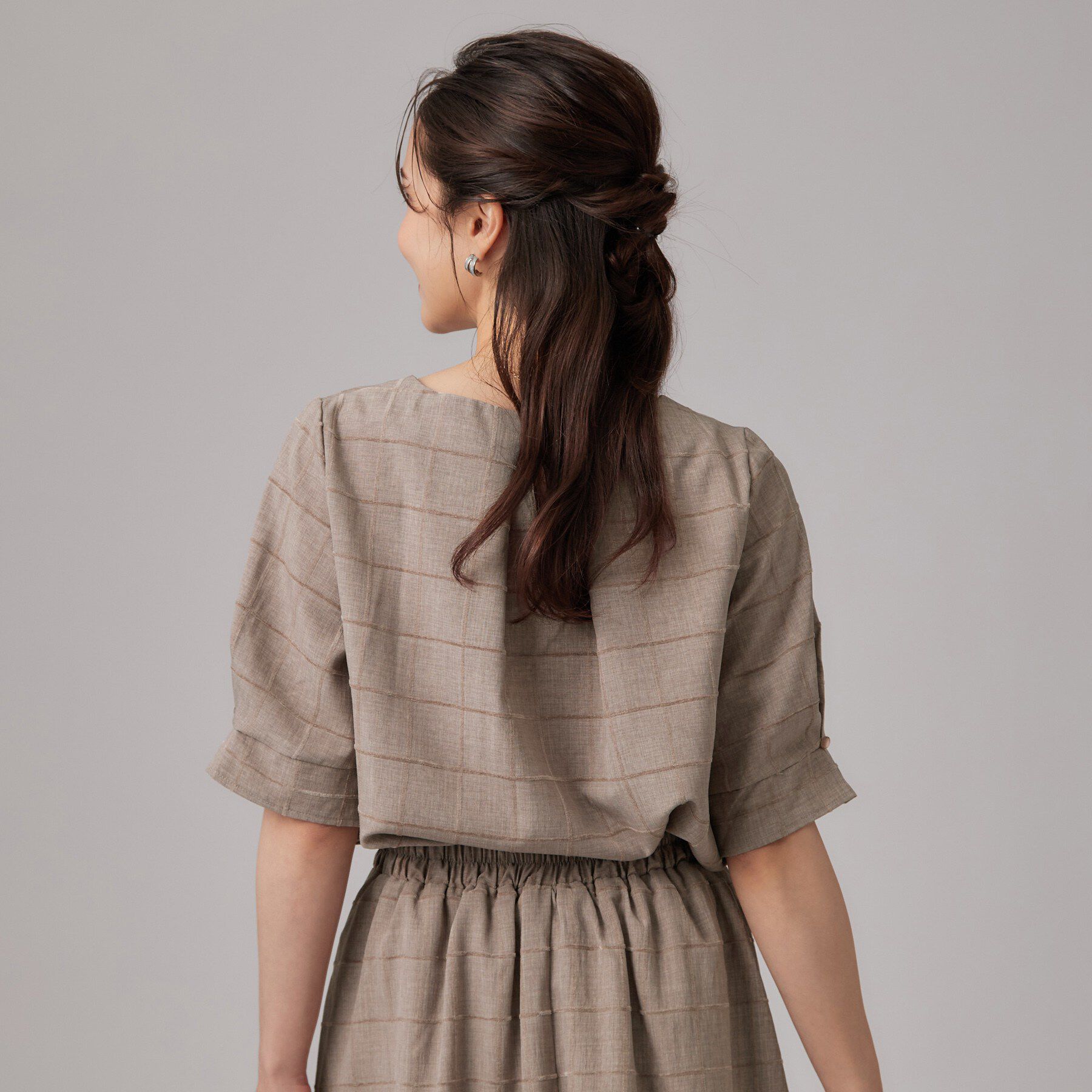 SHOO･LA･RUE「【セットアップ可/S-LL】1枚で秋気分 モールチェックタックスリーブ ブラウス」|シャツ・ブラウス|