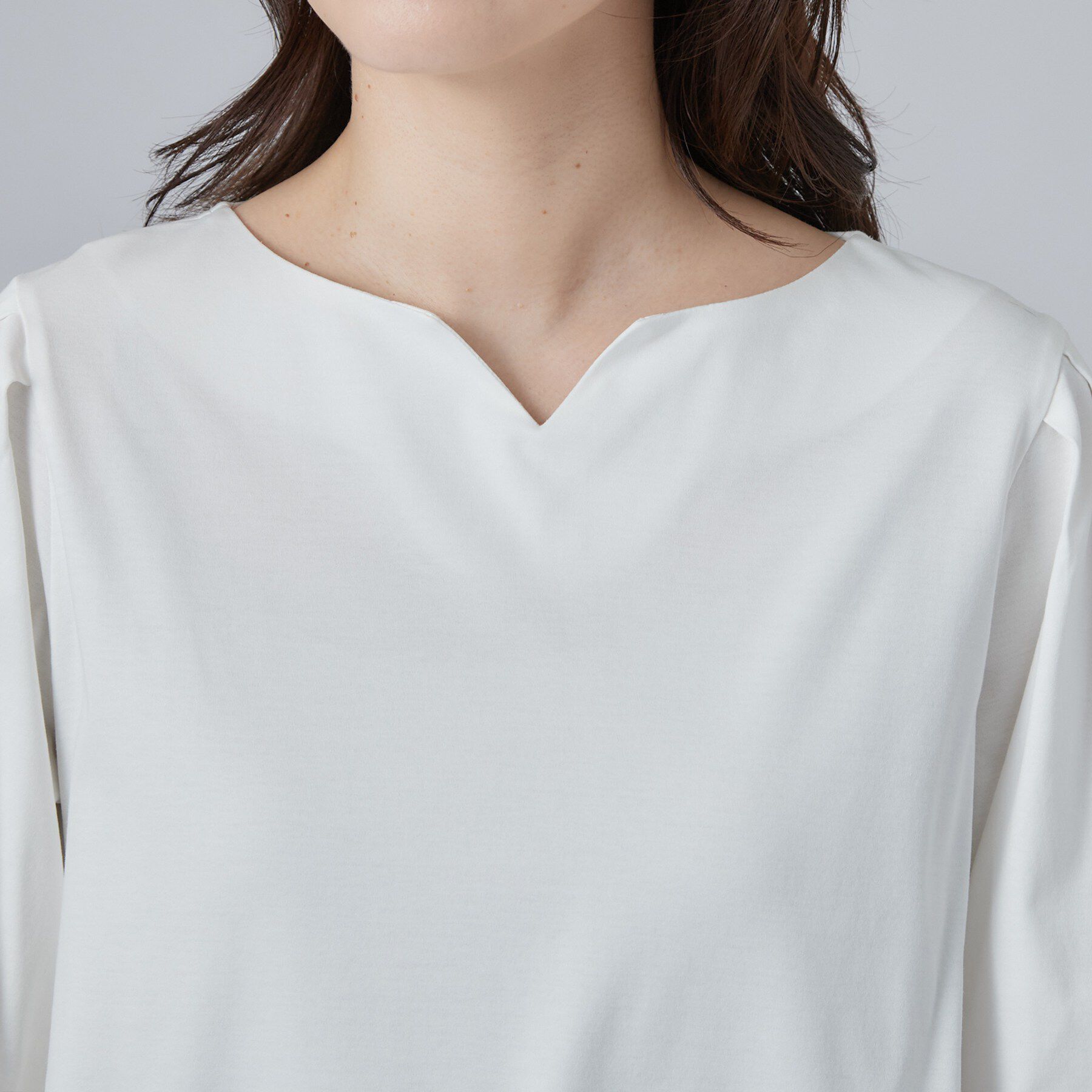 SHOO･LA･RUE「【ひんやり／吸水速乾】クールドライコットン 綿100％ キーネックパフスリーブトップス」|Tシャツ・カットソー|