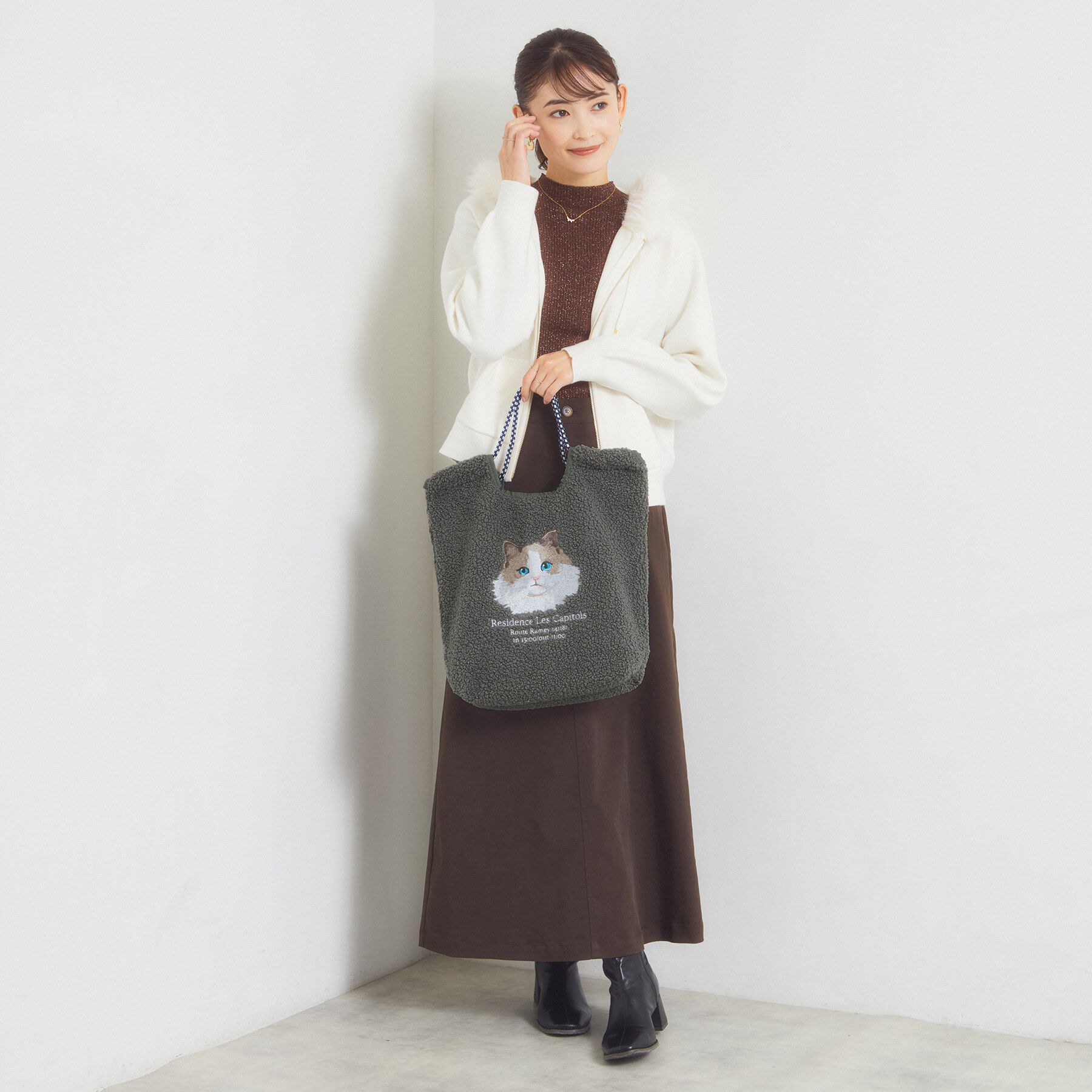 ITS&rsquo;DEMO「ボア刺繍コードトート」|トートバッグ|