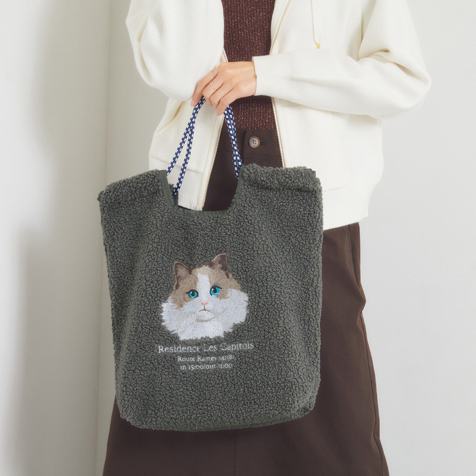 ITS&rsquo;DEMO「ボア刺繍コードトート」|トートバッグ|グレー(012)