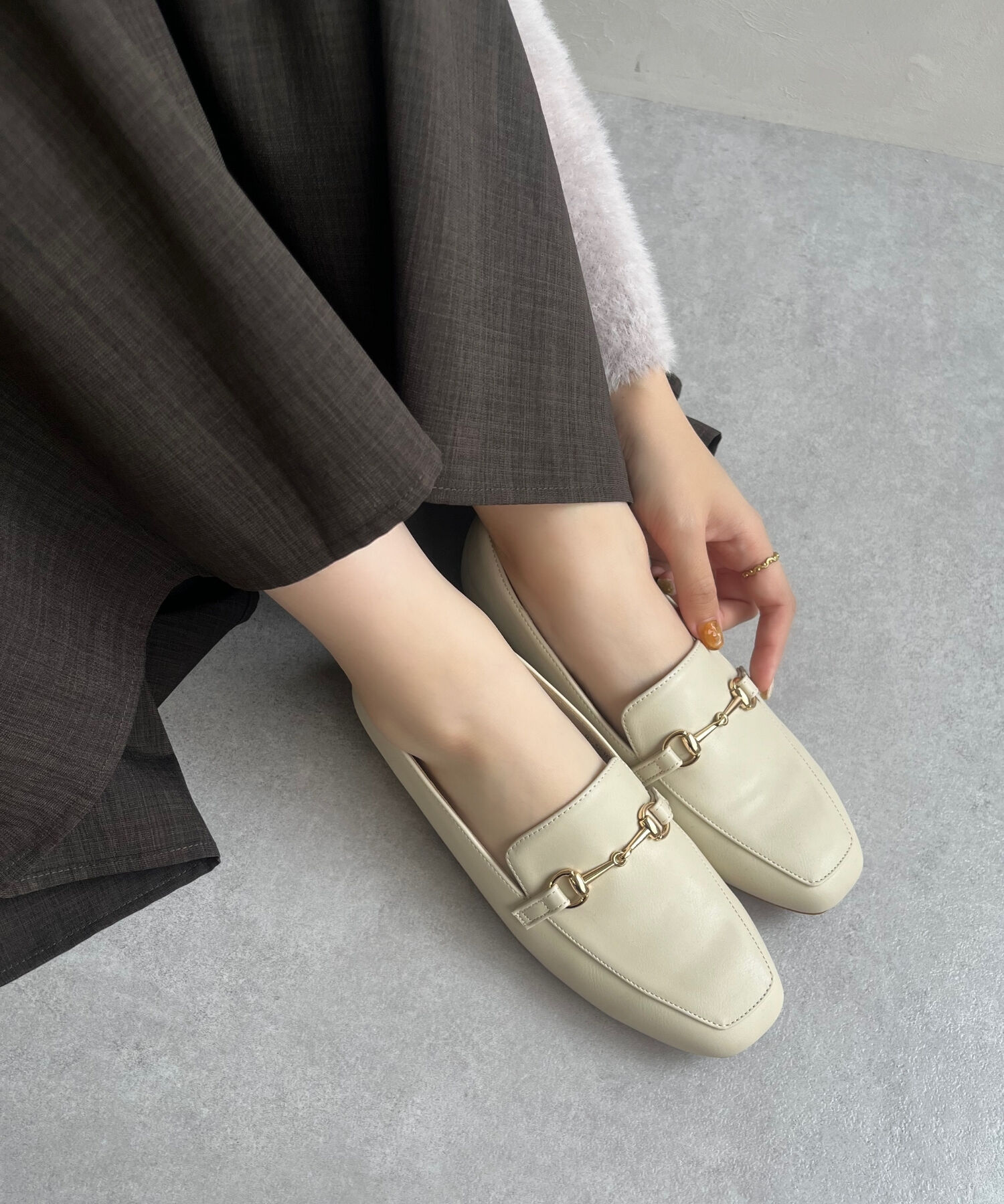 ORiental TRaffic「【跳べるパンプス/新色追加】スクエアトゥ ビット モチーフ ローファー /R-3210 ヒール2.3cm」|パンプス|
