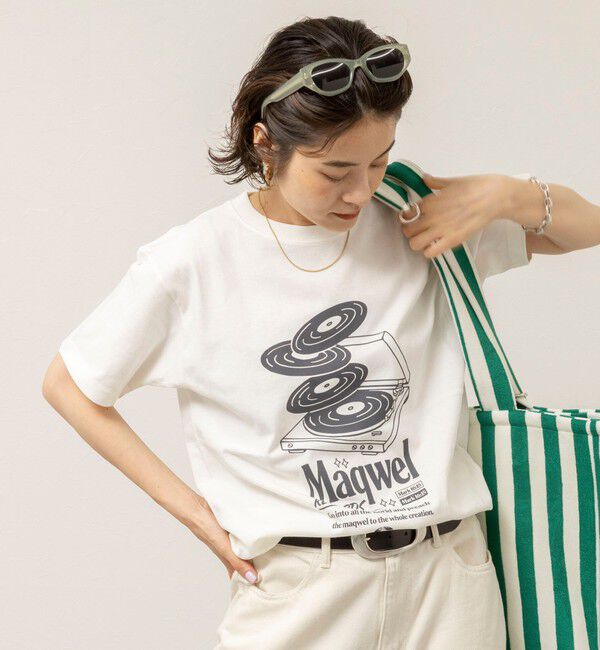 MAQWEL「【MAQWEL/マクウェル】ウォッシャブル Maqwel RECORDS オープンエンドプリントTシャツ」|Tシャツ・カットソー|オフホワイト