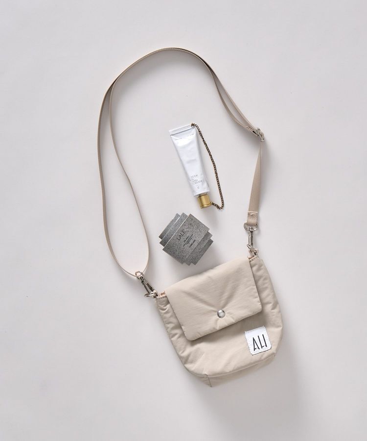 AMERICAN HOLIC「【ホリホリ】パデットショルダーバッグ」|ショルダー・メッセンジャー|Beige