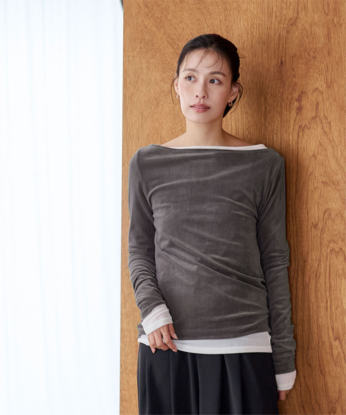 ur's「【黒川翼さんコラボアイテム】2wayボートネックベロアトップス」|Tシャツ・カットソー|