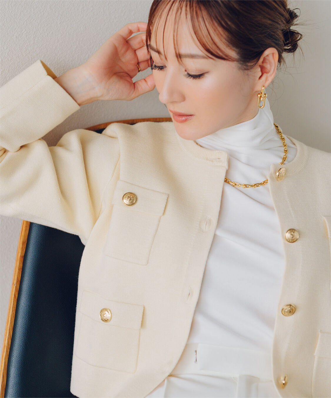 ur's「【星玲奈さんコラボアイテム】ボトルネックラウンドヘムプルオーバー」|Tシャツ・カットソー|ホワイト