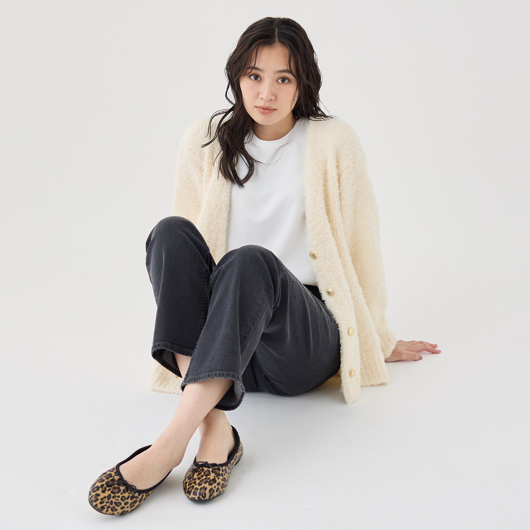 INDIVI「【褒められデニム】スリムストレート デニムパンツ」|デニム|