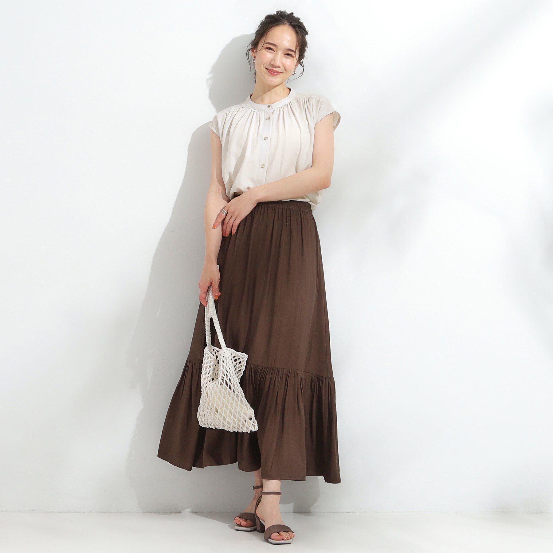 SHOO･LA･RUE「【S-LL/洗濯後しわになりにくい】上品にきれい見え スラブギャザーブラウス」|シャツ・ブラウス|