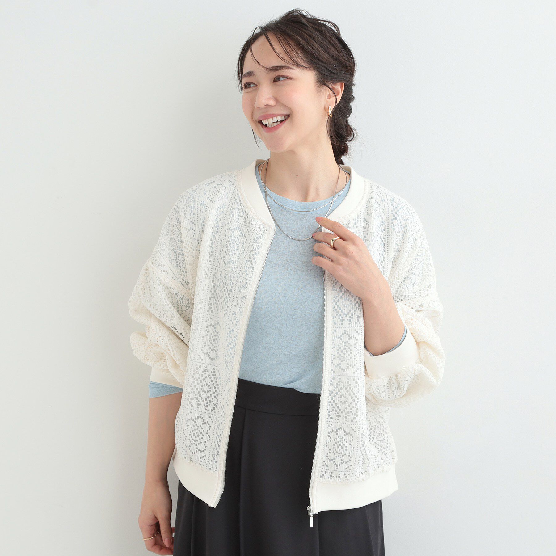 SHOO･LA･RUE「ちょうどいい華やかさ　ふんわりレースブルゾン」|ブルゾン・スタジャン|