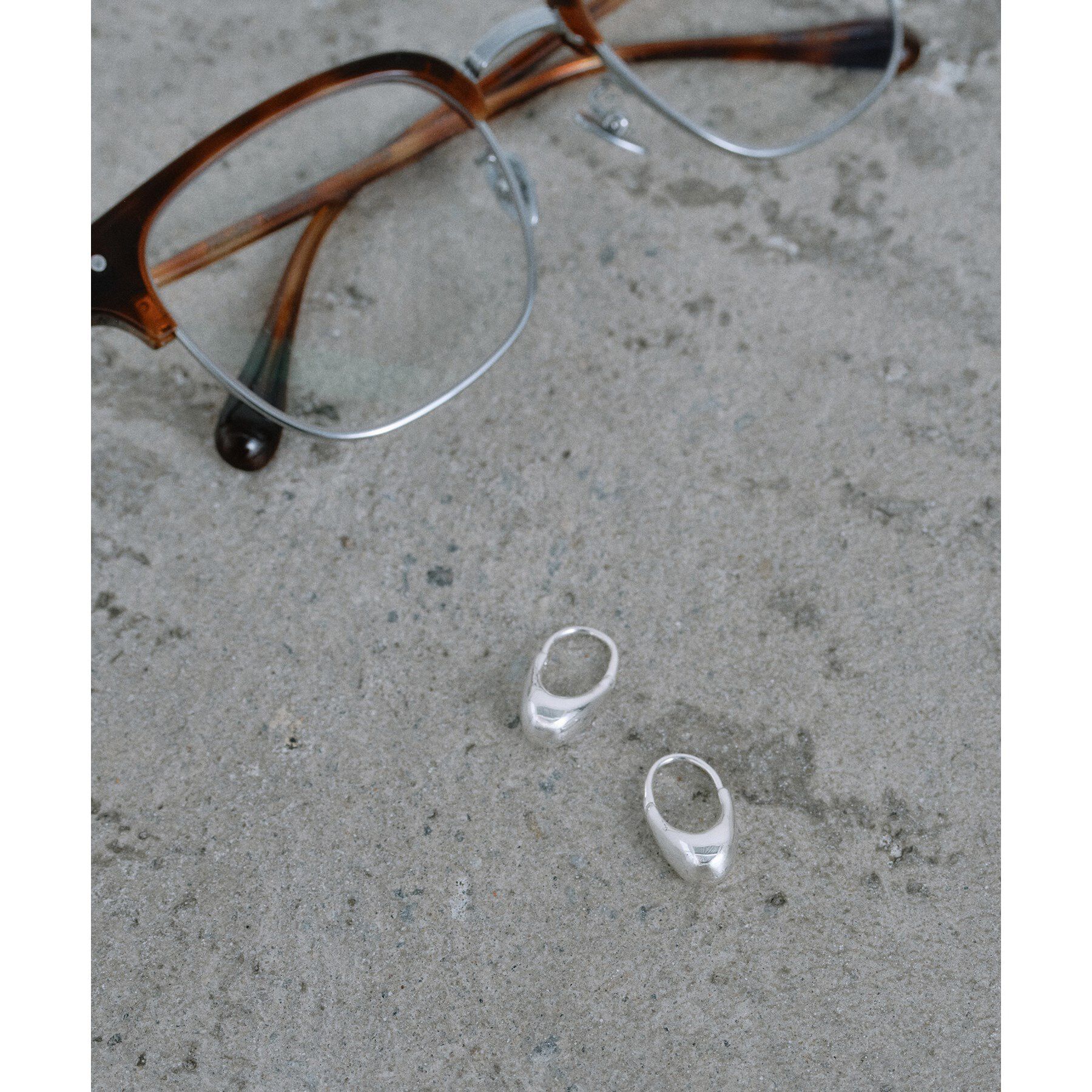 CODE A「Otiumberg．｜Drop Hoops」|ピアス|