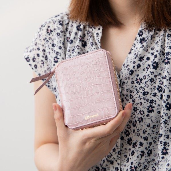 Bonnes fetes「メタルチャーム・２つ折りラウンド　ウォレット　／Ｌｉｌｉｅｔｍｏｉ」|財布|