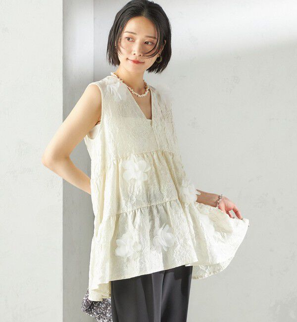 SHIPS for women「TORRAZZO DONNA:〈手洗い可能〉フラワー ティアード ブラウス」|シャツ・ブラウス|