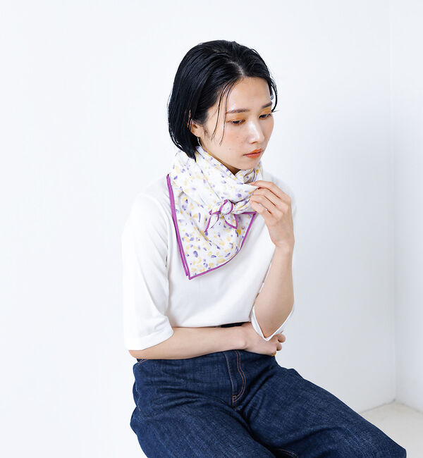 collex「Petals dance scarf 水彩フラワープリント大判スカーフ 88cm」|バンダナ・スカーフ|イエロー系その他1