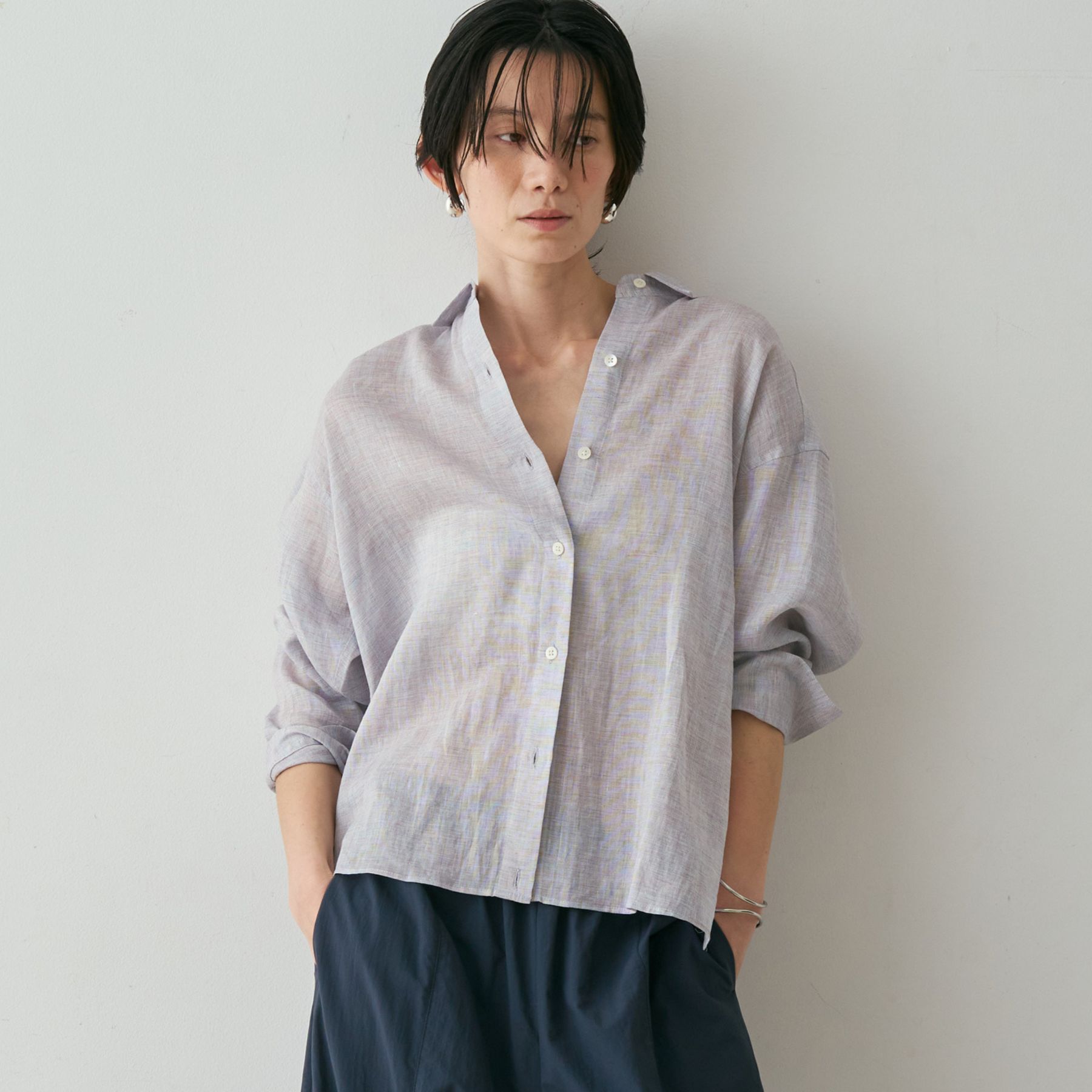 qualite「【CLASSY掲載・カシュクール着用可】リネン混レギュラーシャツ」|シャツ・ブラウス|ラベンダー