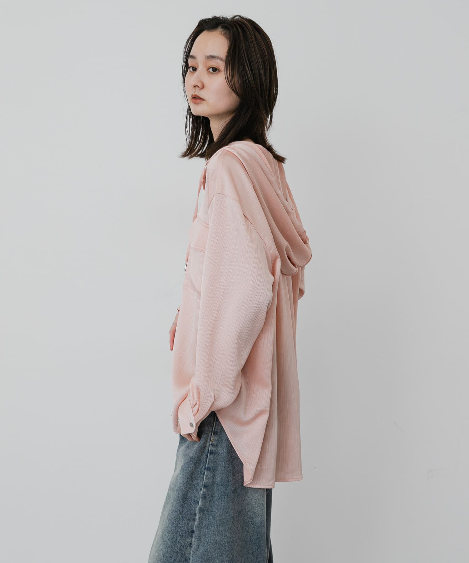 SENSE OF PLACE by URBAN RESEARCH「サテンフーディシャツ」|シャツ・ブラウス|
