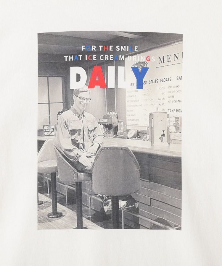 AMERICAN HOLIC「【沖縄・EC限定 BLUE SEAL】ジョニーフォトTシャツ」|Tシャツ・カットソー|