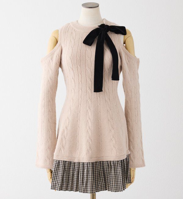  「【SMサイズ展開】肩あきリボンニットワンピース」|ワンピース|ベージュ