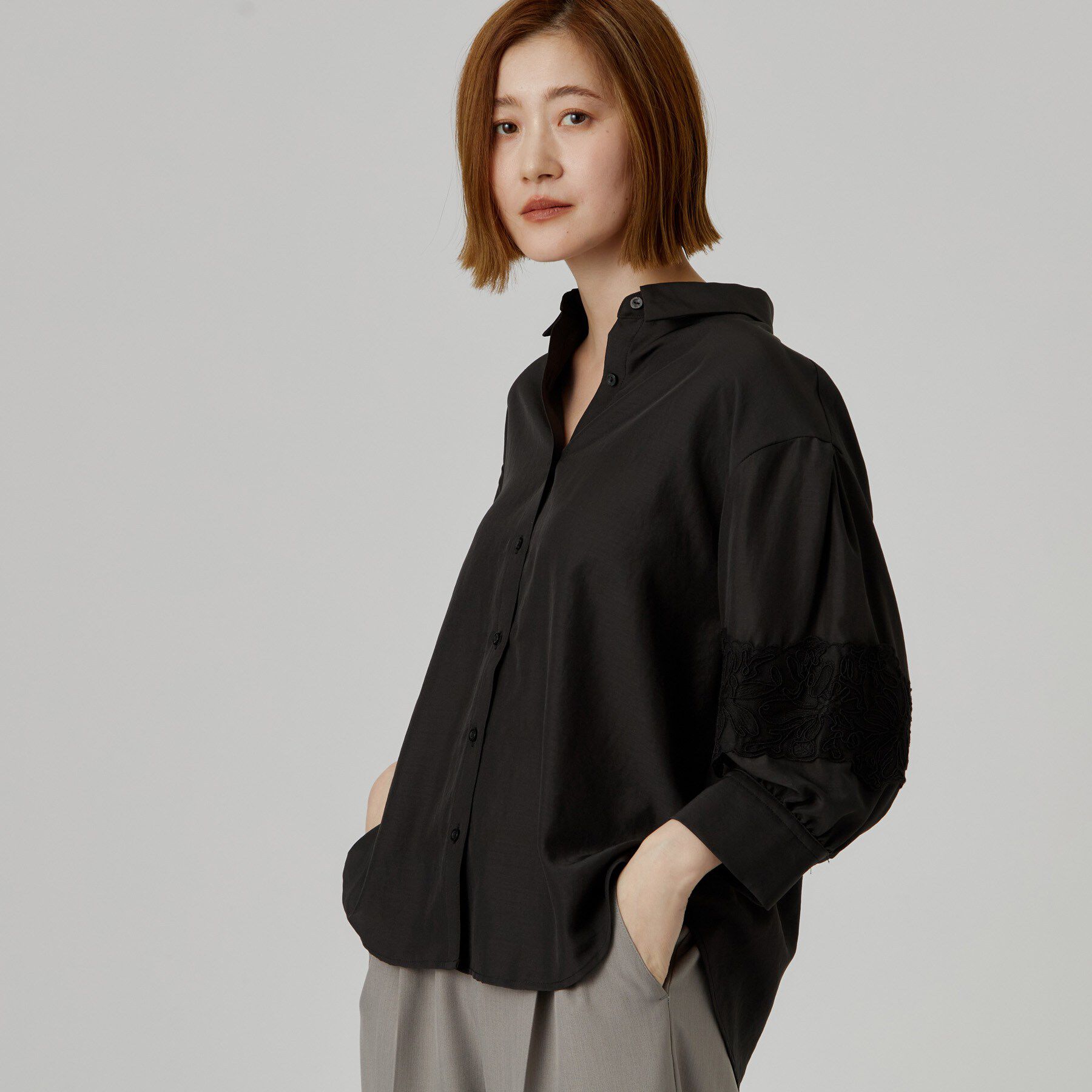 grove「さりげなく華やぐ レースボリュームスリーブシャツ」|シャツ・ブラウス|