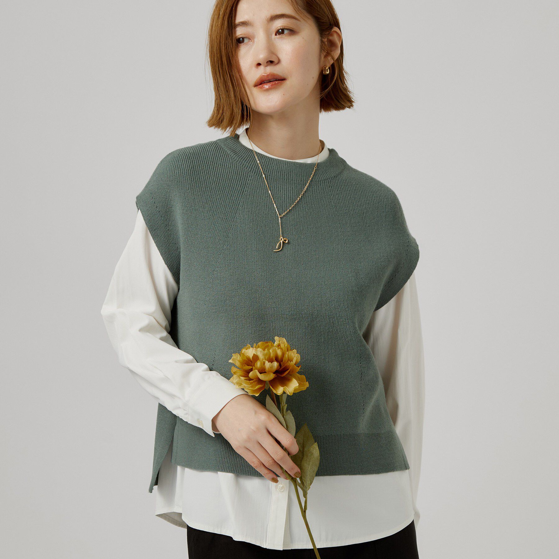 grove「【2点セット/時短・着回し】着るだけでコーデが完成 ニットベスト&times;シャツ」|その他|グリーン(022)