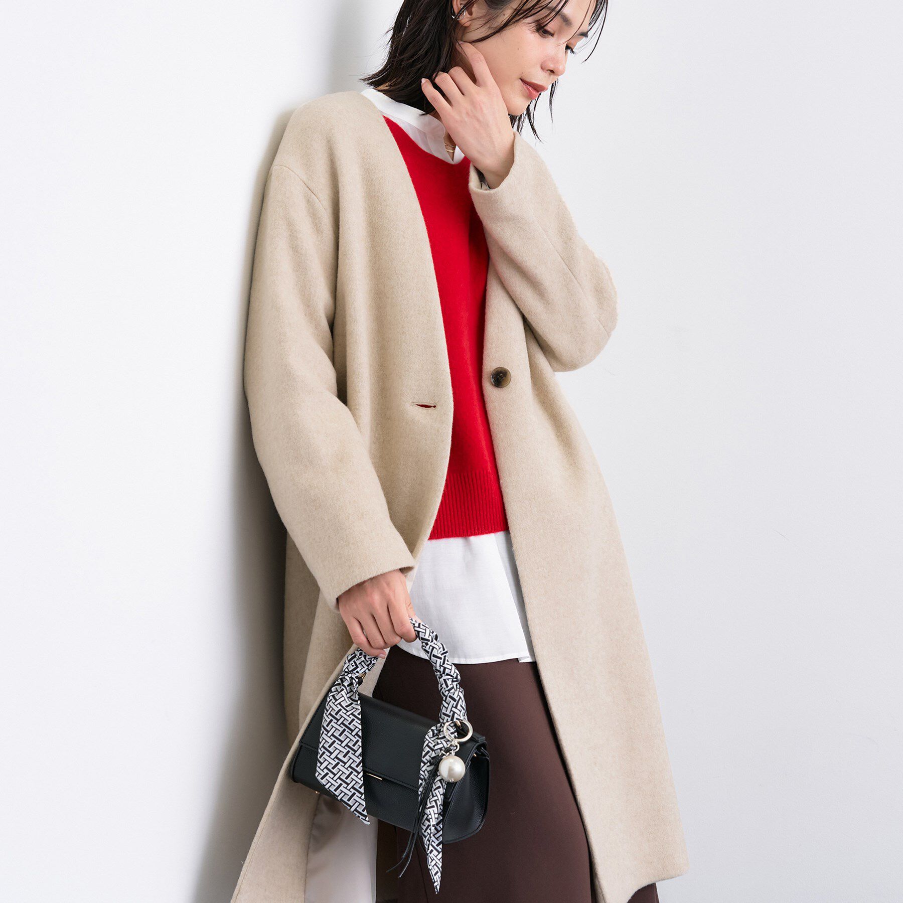 INDIVI「【軽量／ウール混】ライトフォルム ロングコート」|ノーカラーコート|ライトベージュ(95