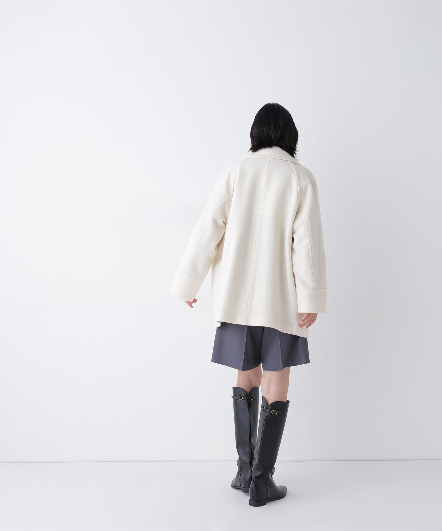  「ダブルブレストミドルコート 26AW」|ブルゾン・スタジャン|