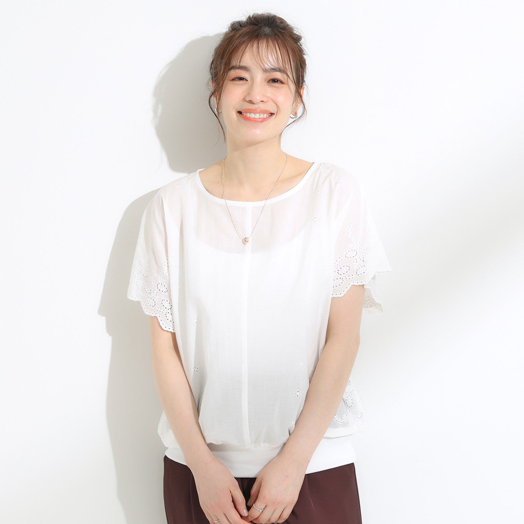 SHOO･LA･RUE「スカラップ刺繍レースが目を惹く ドルマントップス」|Tシャツ・カットソー|