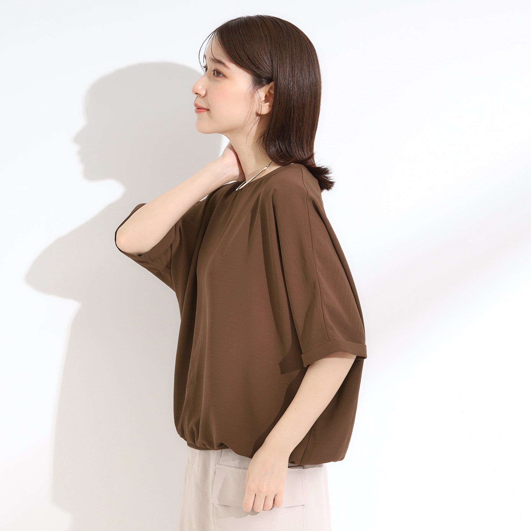 SHOO･LA･RUE「【洗濯後しわになりにくい】さらっとタッチの 5分袖ドルマンブラウス」|シャツ・ブラウス|