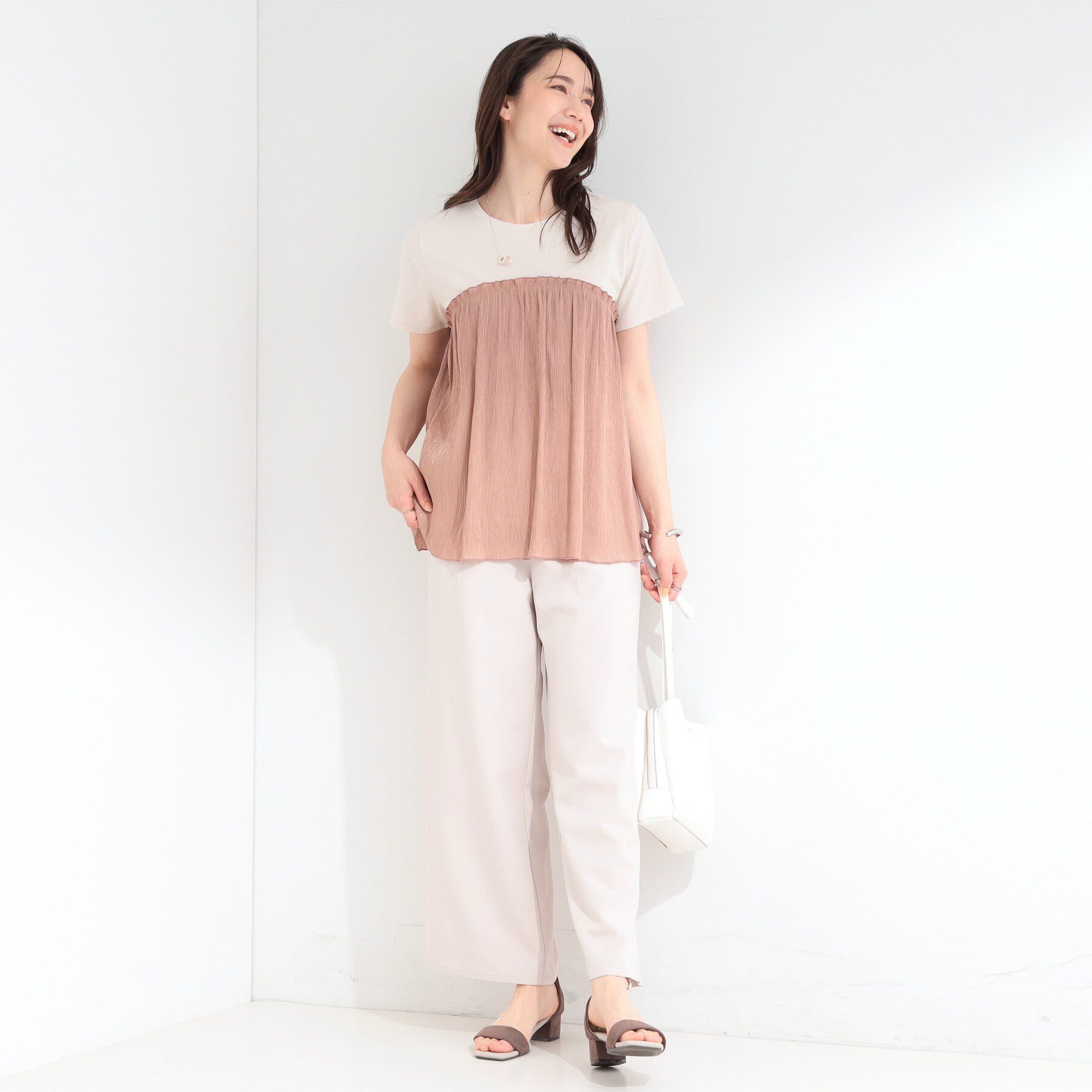 SHOO･LA･RUE「【体型カバー】1枚でインせず決まる きらきらビスチェ風Tシャツ」|Tシャツ・カットソー|