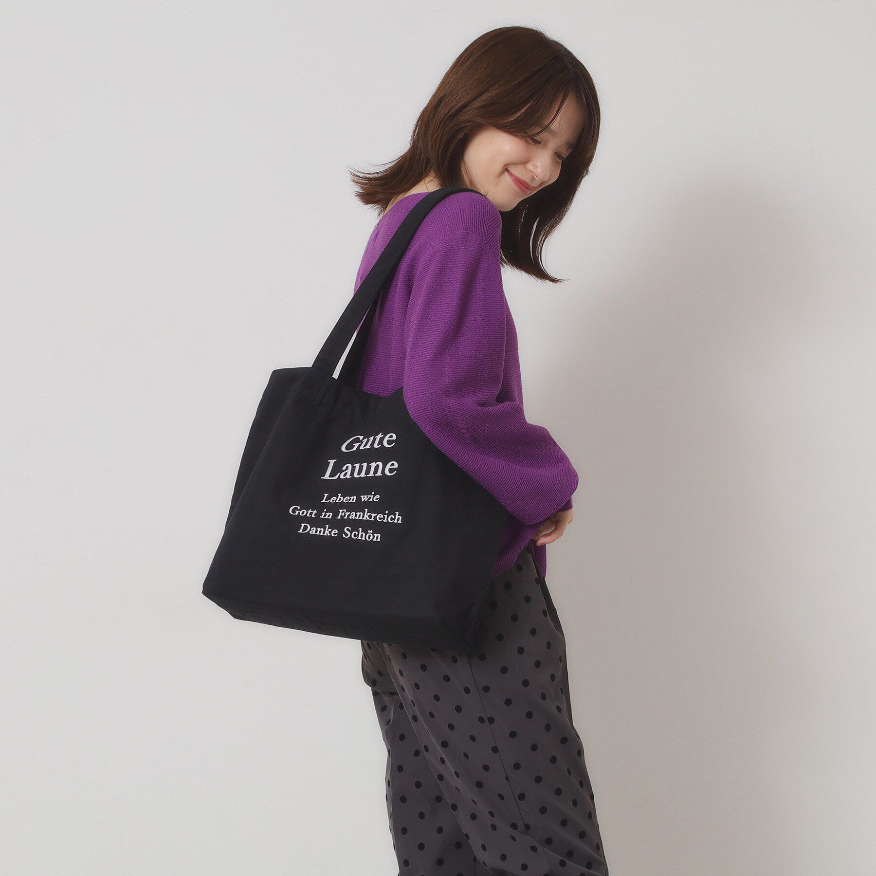 ITS&rsquo;DEMO「【A4対応】ロゴ刺繍ラージトート」|トートバッグ|ブラック(019)