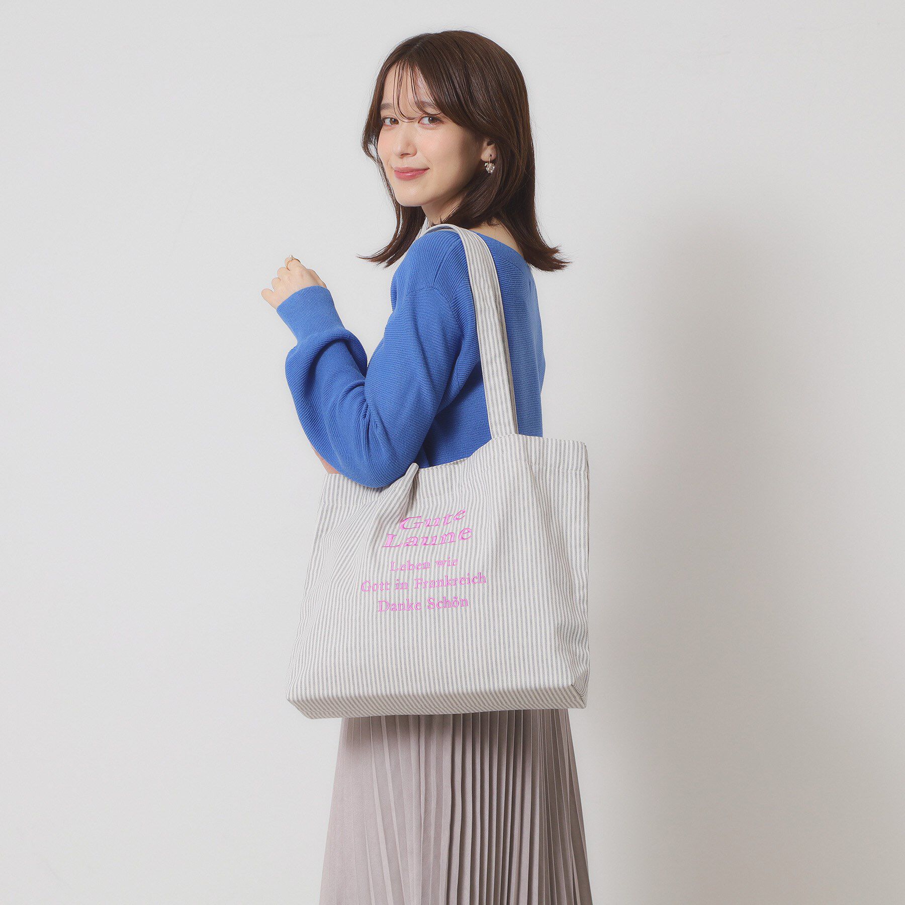 ITS&rsquo;DEMO「【A4対応】ロゴ刺繍ラージトート」|トートバッグ|グレー(312)