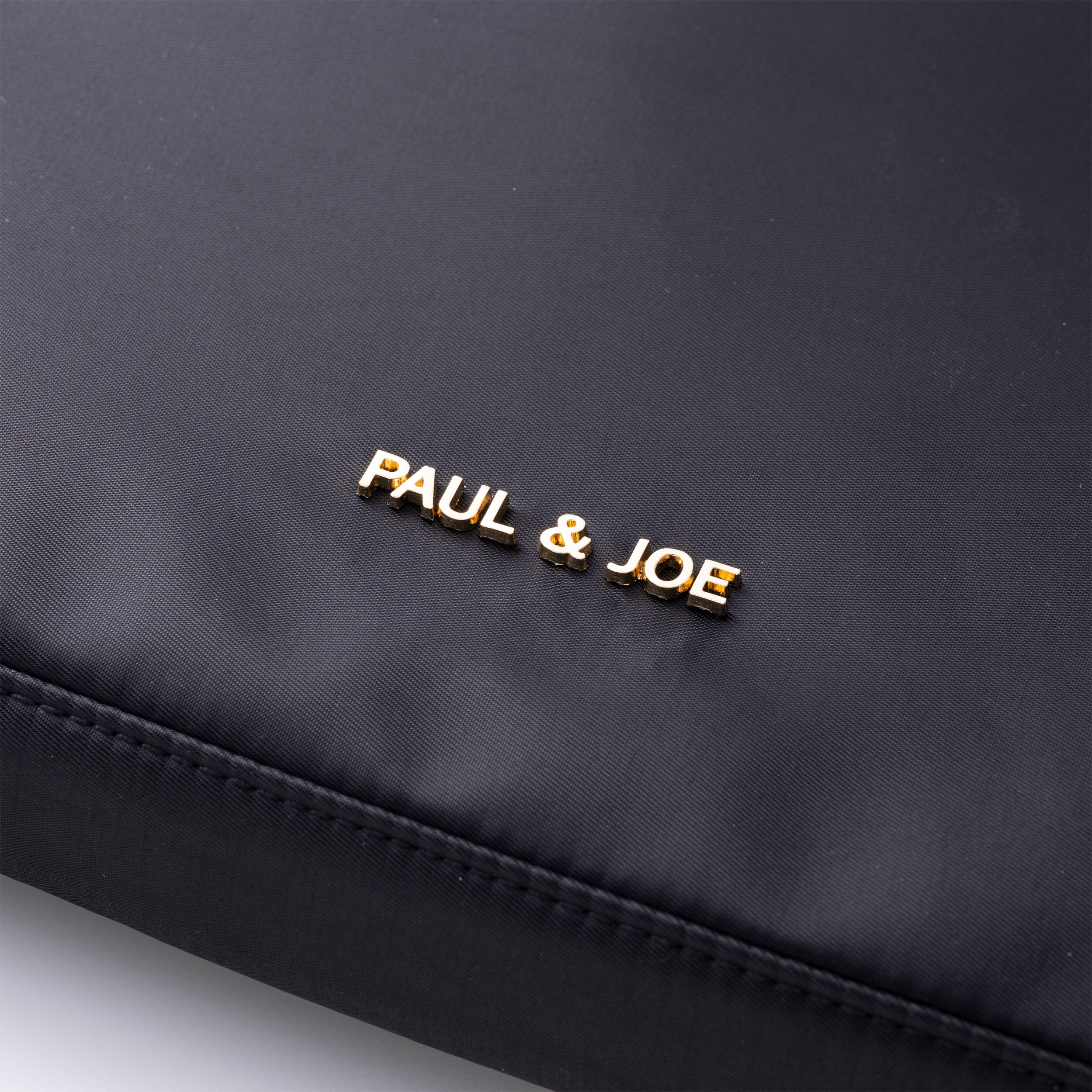 PAUL&JOE「キャリングケース／ポール＆ジョー・デジタルアクセサリー」|モバイルケース|