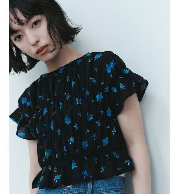 EMMEL REFINES「＜EMMEL REFINES＞EM フラワープリント シャーリング ブラウス」|シャツ・ブラウス|BLACK