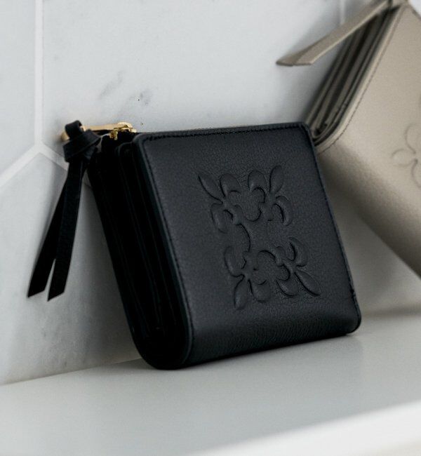  「エンボスモノグラムハーフウォレット」|財布|