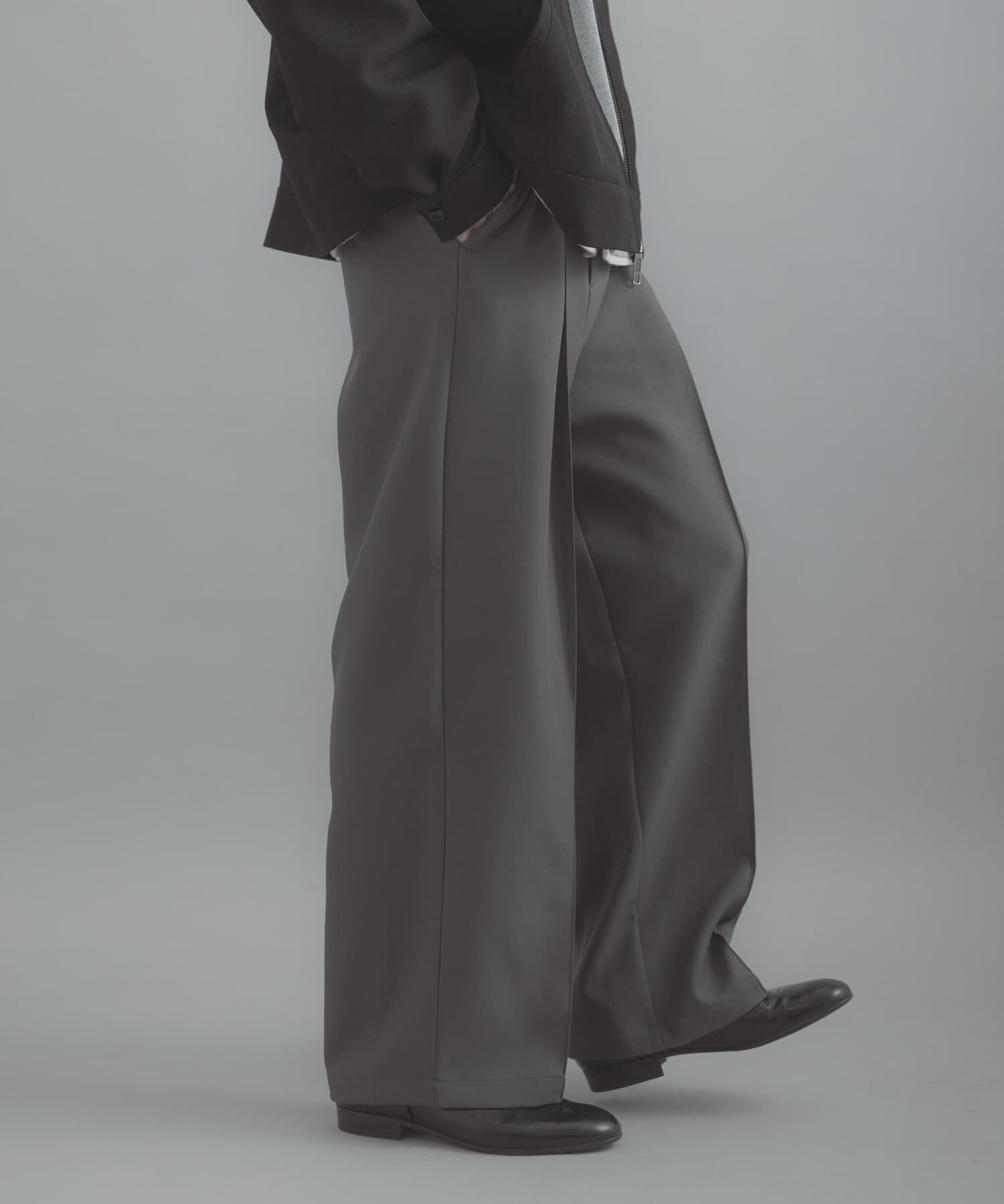 SENSE OF PLACE by URBAN RESEARCH「『撥水/防花粉』SKINProofタックワイドパンツ」|その他|